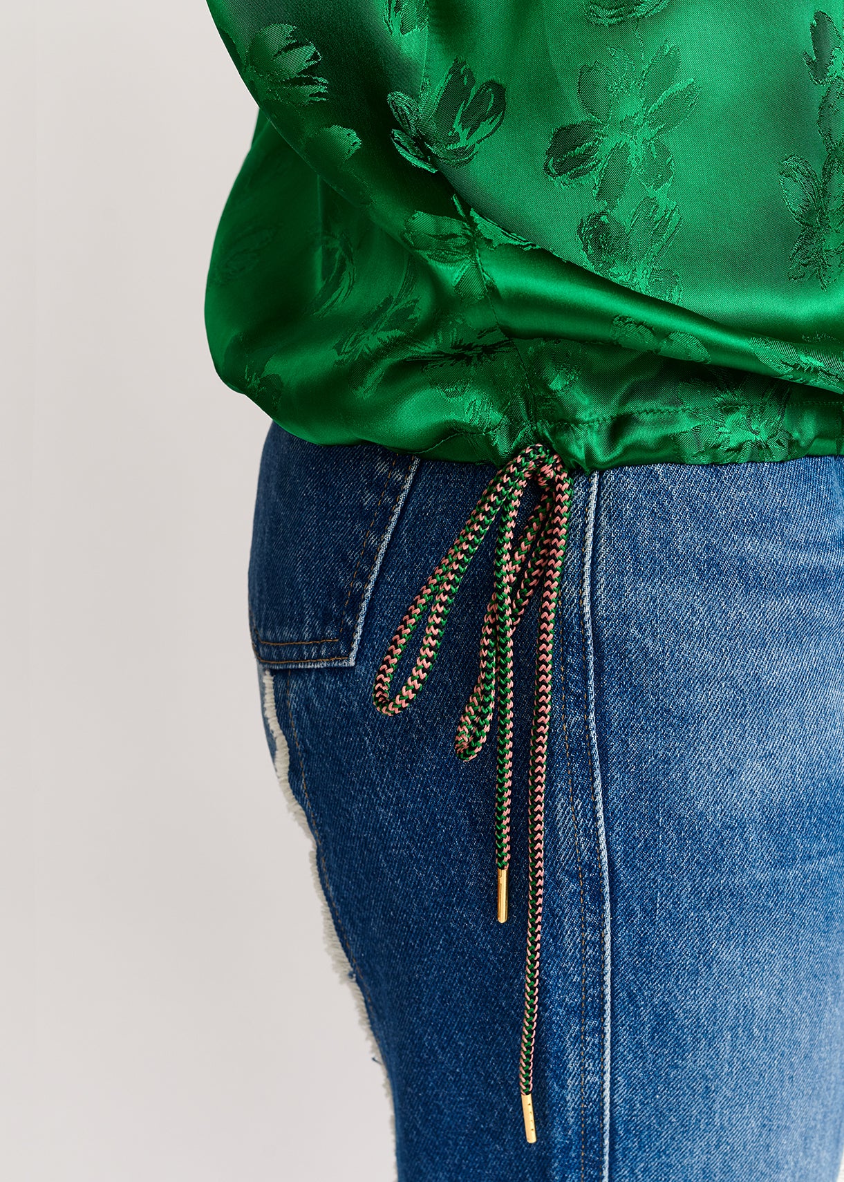 Groene top van bloemenjacquard RE—SSENTIEL | Essentiel second hand