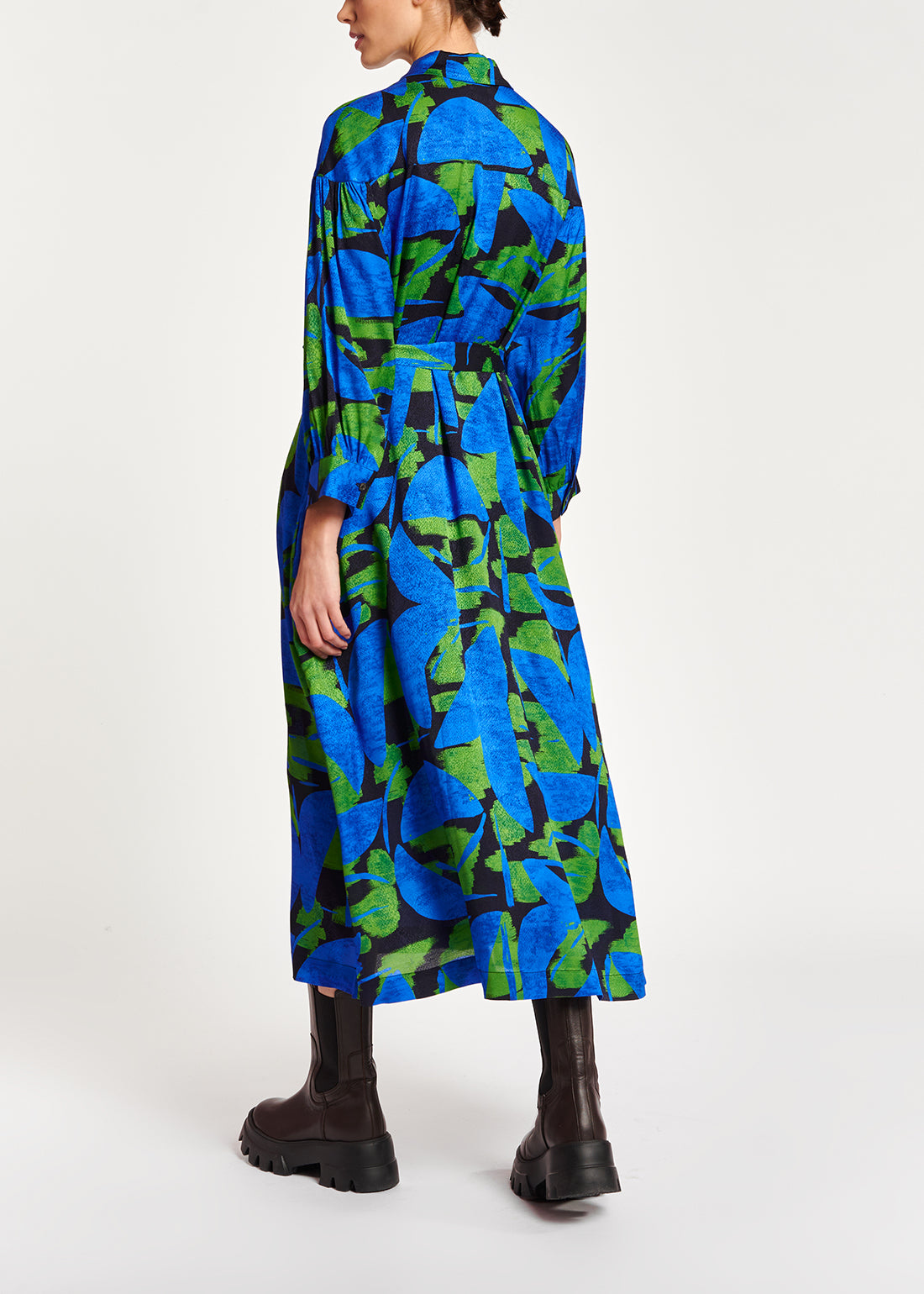 Blue, black and green abstract print midi dress RE—SSENTIEL | Essentiel second hand