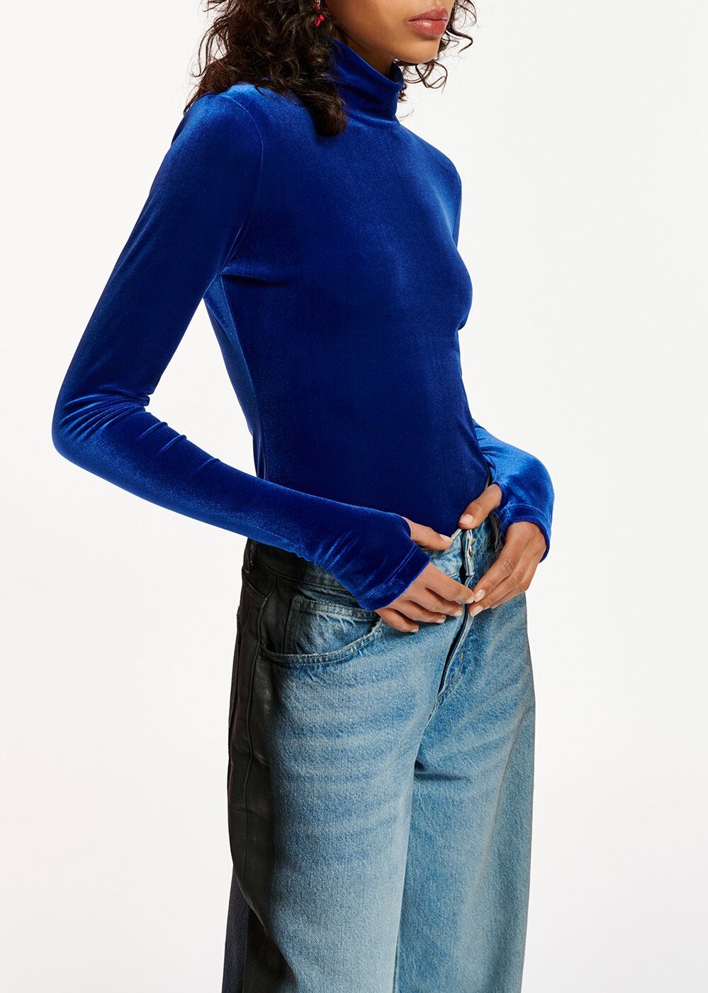 Blue stretch-velvet long-sleeved top RE—SSENTIEL | Essentiel second hand