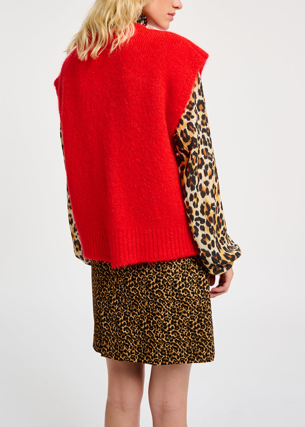 Red sleeveless mohair-blend cardigan RE—SSENTIEL | Essentiel second hand
