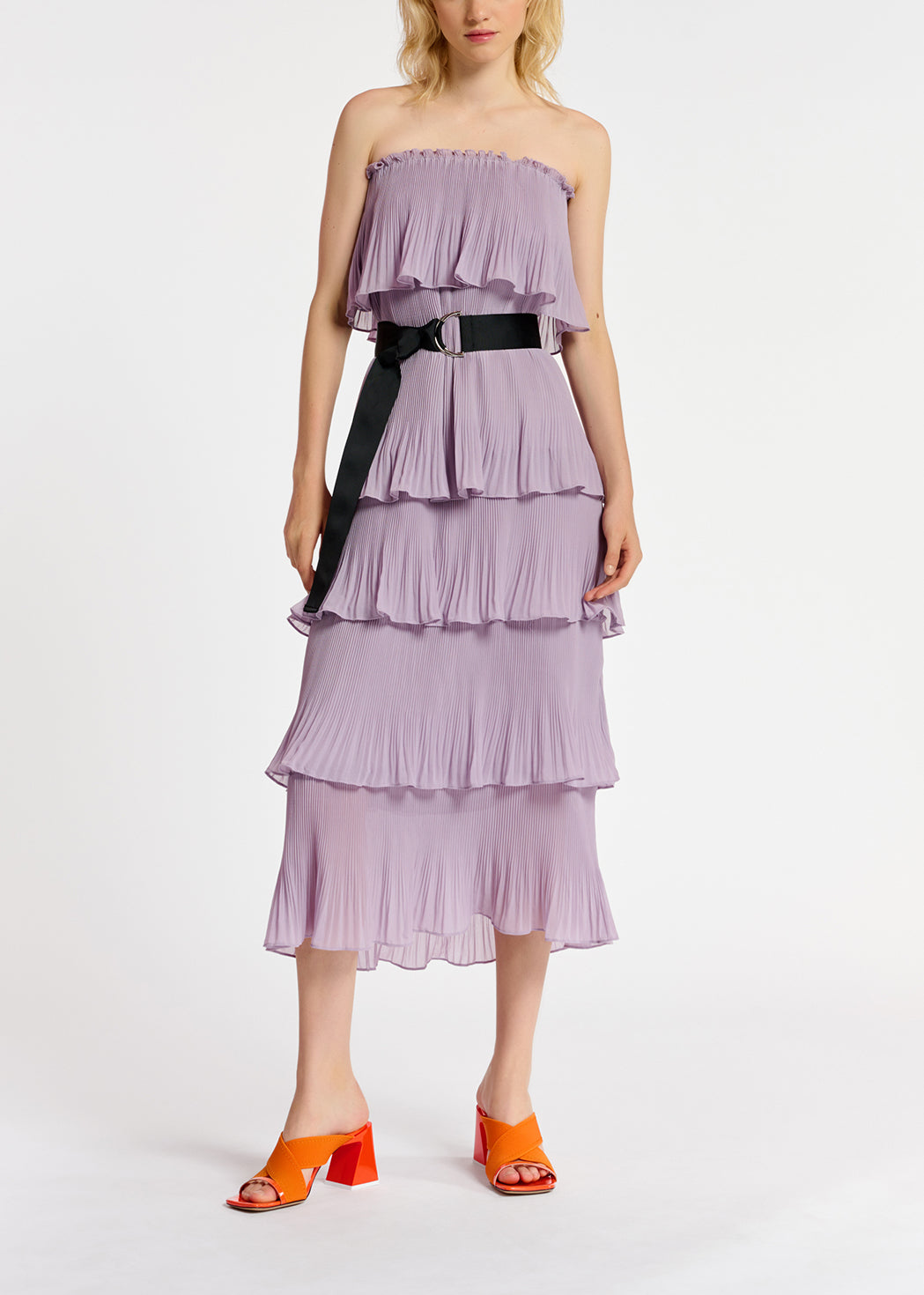 Robe lilas à volants avec ceinture en toile noire RE—SSENTIEL | Essentiel second hand