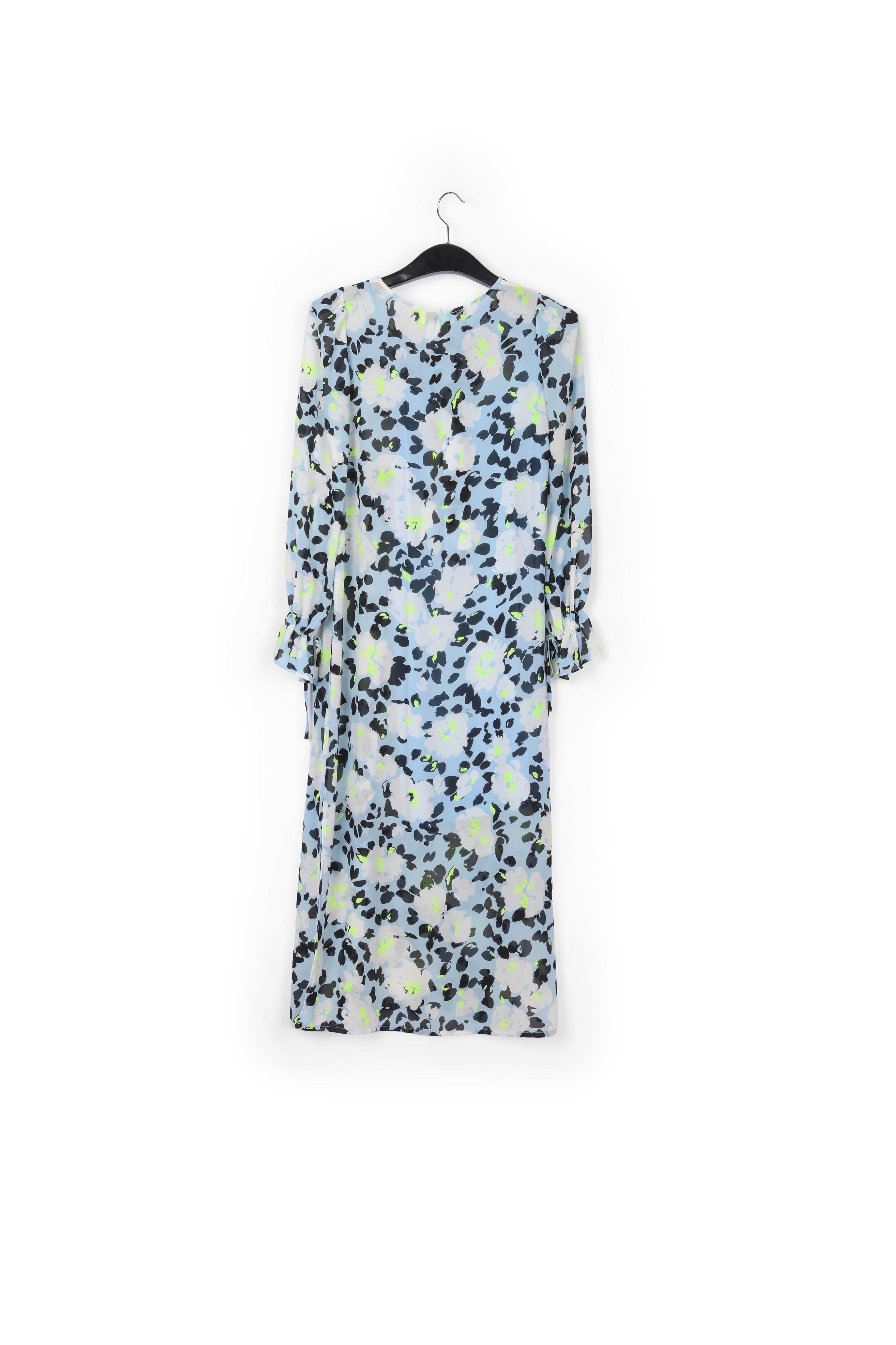 Robe midi bleu pâle à fleurs avec ceinture RE—SSENTIEL | Essentiel second hand