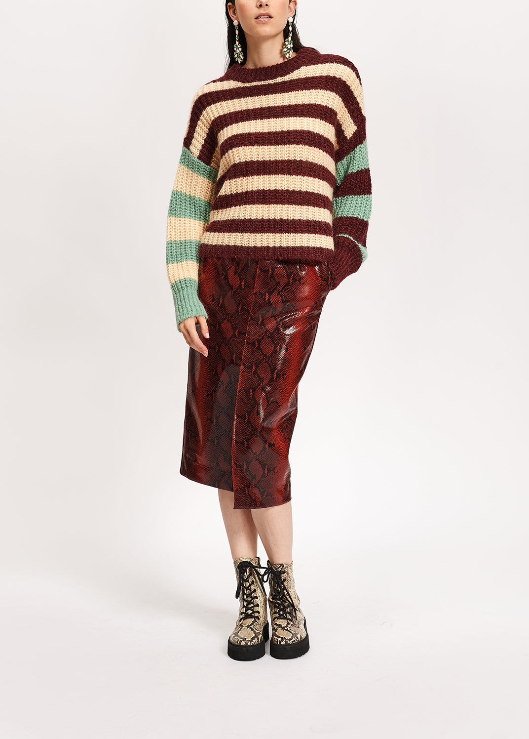 Red and black glossy snake-print midi skirt RE—SSENTIEL | Essentiel second hand