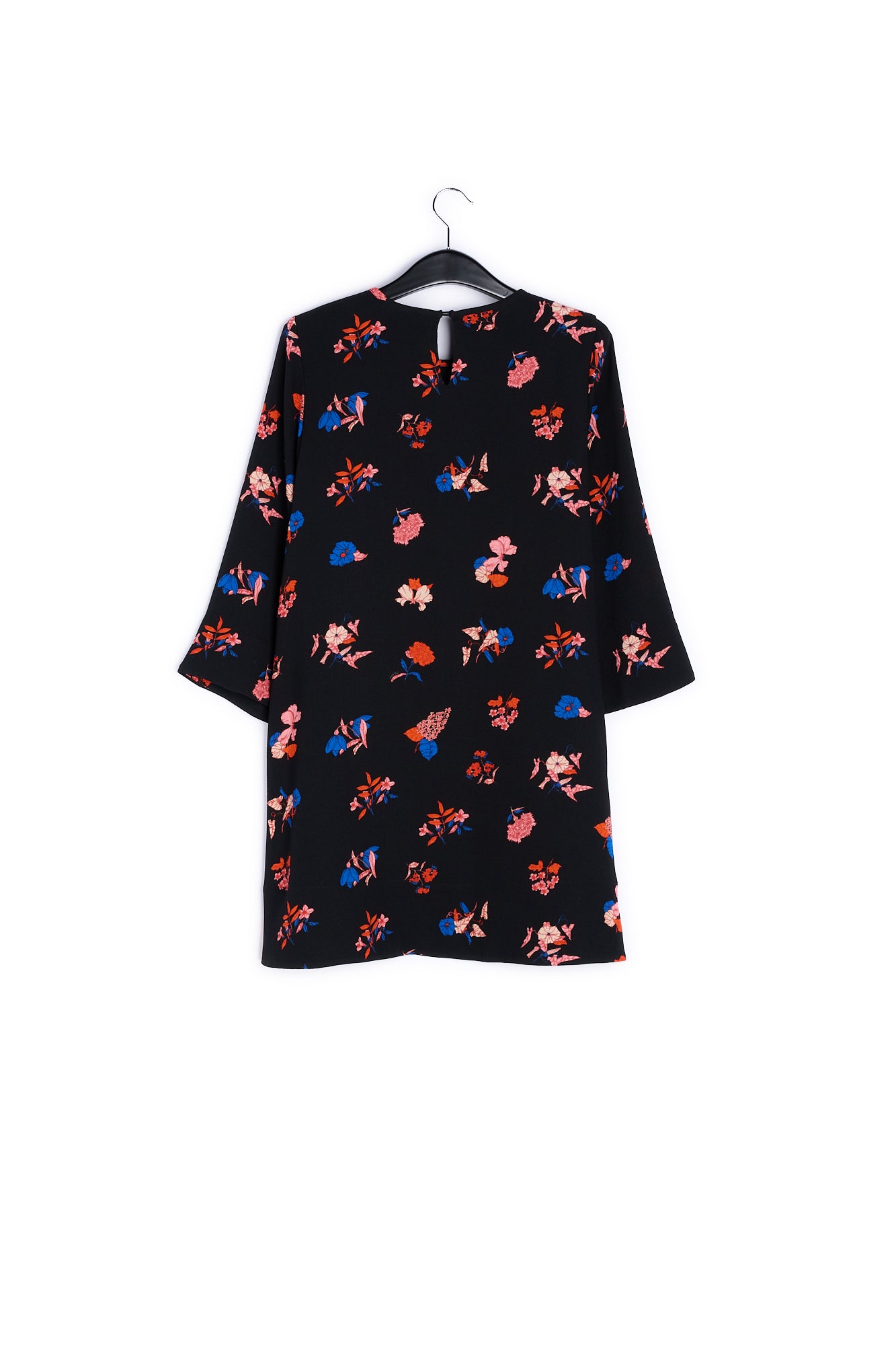 Ecru mini-jurk met uitlopende mouwen RE—SSENTIEL | Essentiel second hand