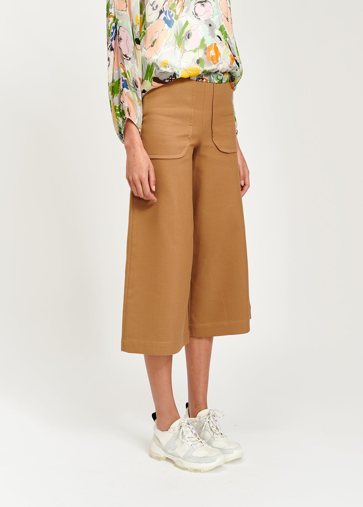 Pantalon large et court marron RE—SSENTIEL | Essentiel second hand