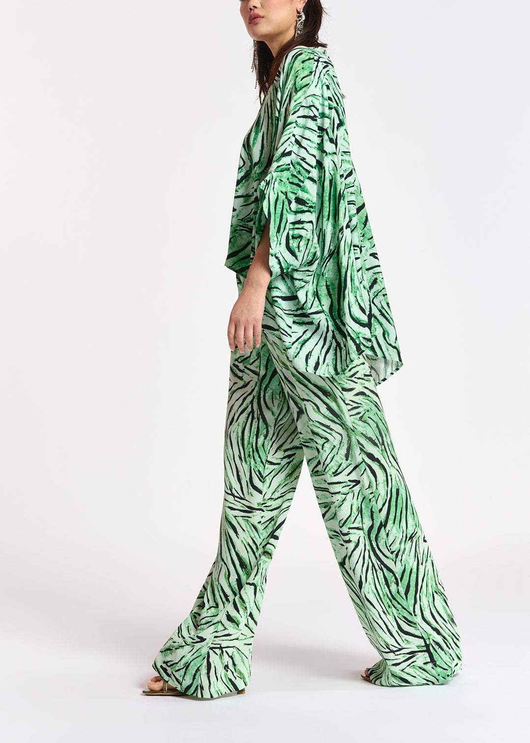 Mint green oversized top with tiger motif RE—SSENTIEL | Essentiel second hand