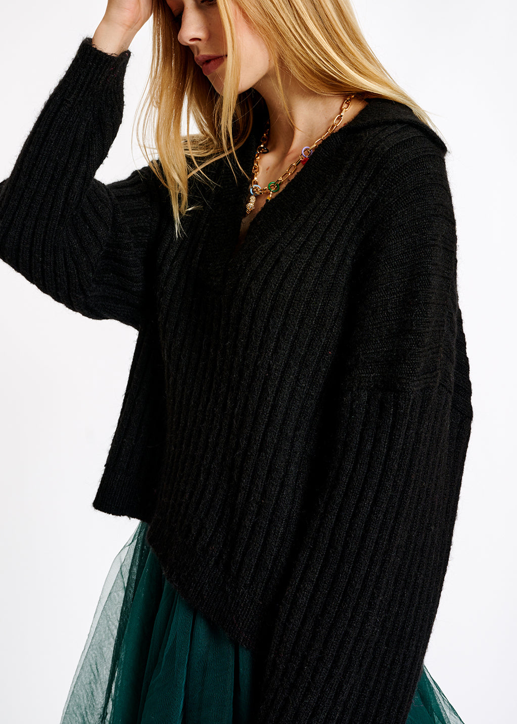 Black V-neck ribbed-knit sweater RE—SSENTIEL | Essentiel second hand