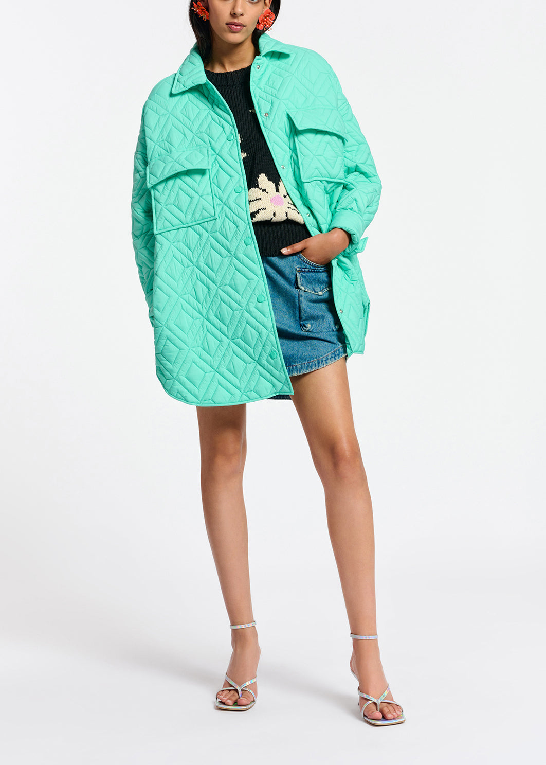 Pull intarsia noir et blanc cassé à fleurs RE—SSENTIEL | Essentiel second hand