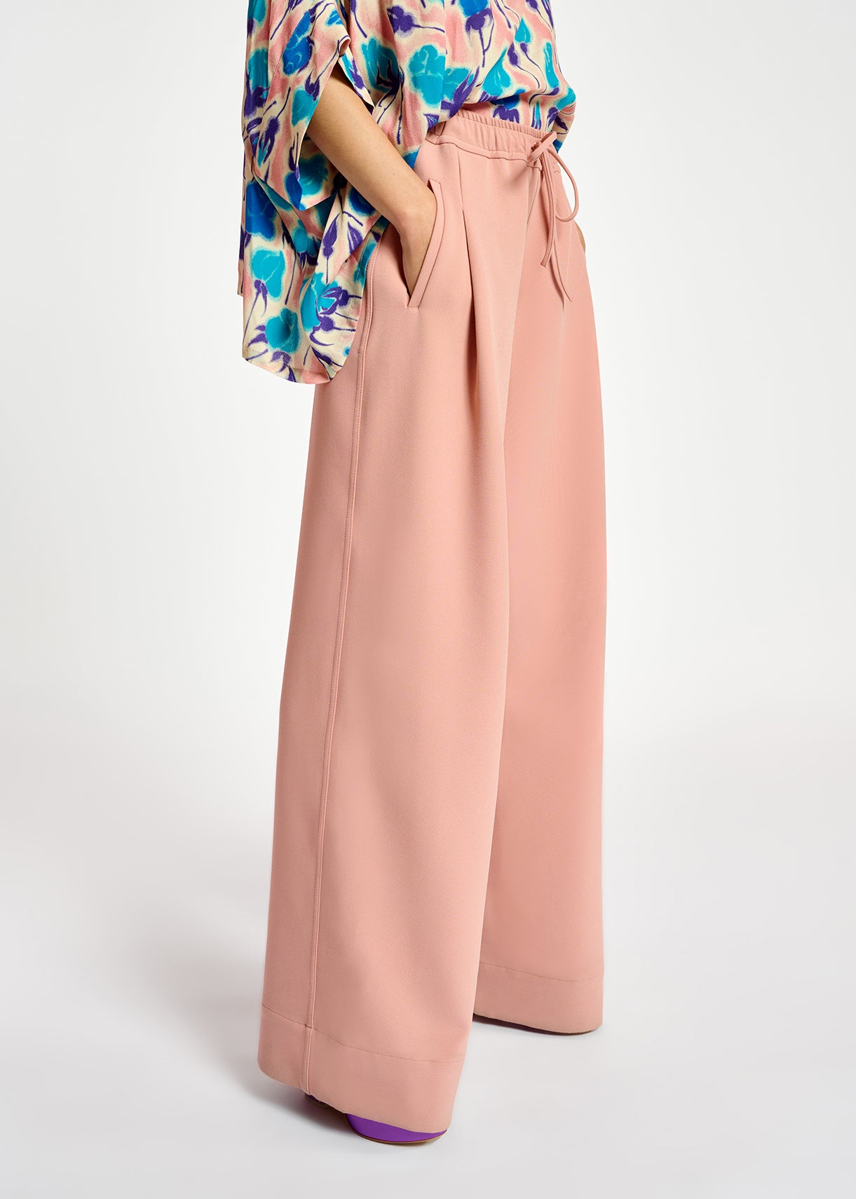 Vintage pink wide-leg pants RE—SSENTIEL | Essentiel second hand