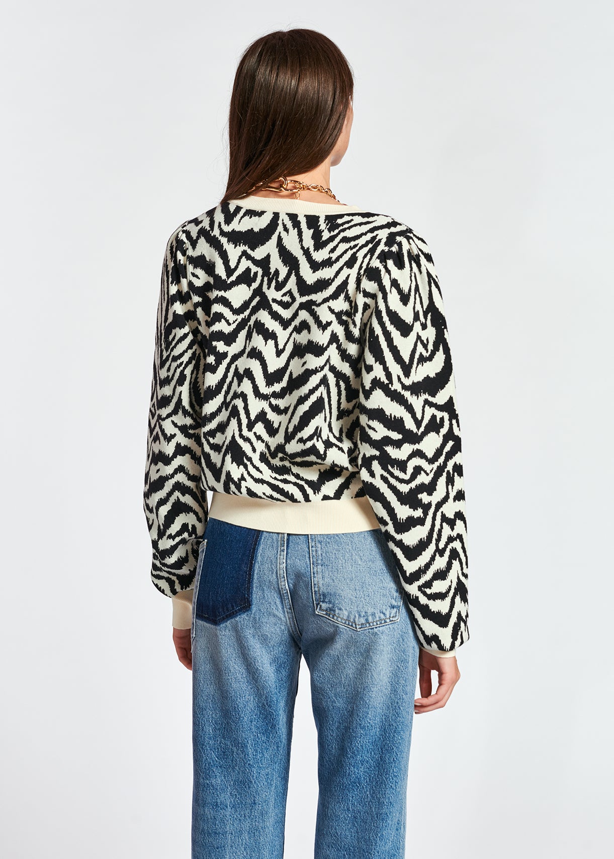 Jacquard gebreide trui met zwart-wit zebramotief RE—SSENTIEL | Essentiel second hand