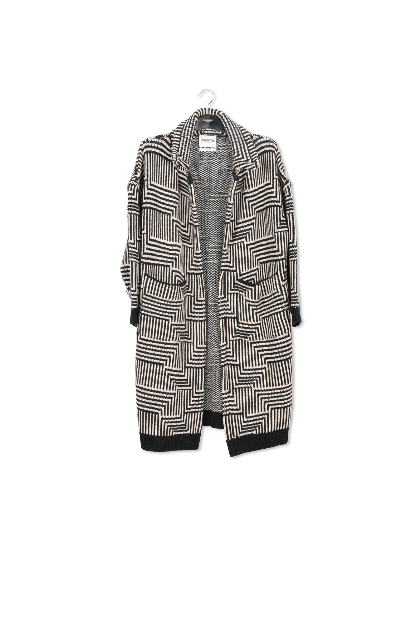 Off-white and black jacquard-knit cardigan RE—SSENTIEL | Essentiel second hand