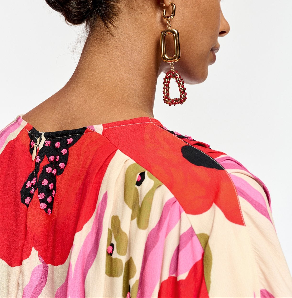 Ecru, red and pink abstract print midi-length dress RE—SSENTIEL | Essentiel second hand