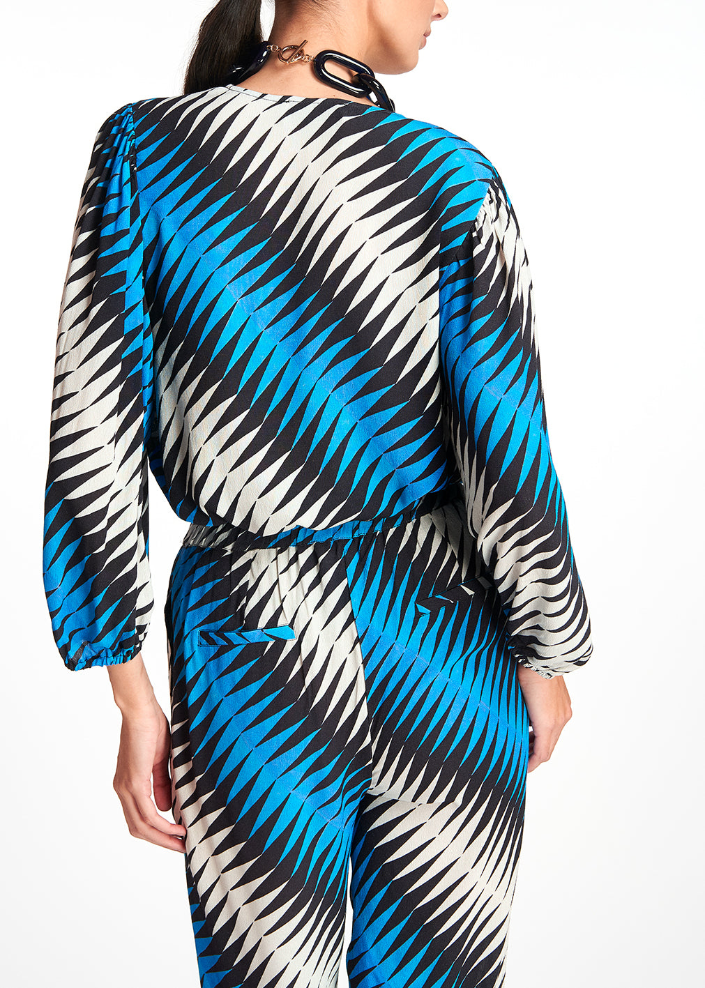 Grafische top met volumineuze mouwen RE—SSENTIEL | Essentiel second hand