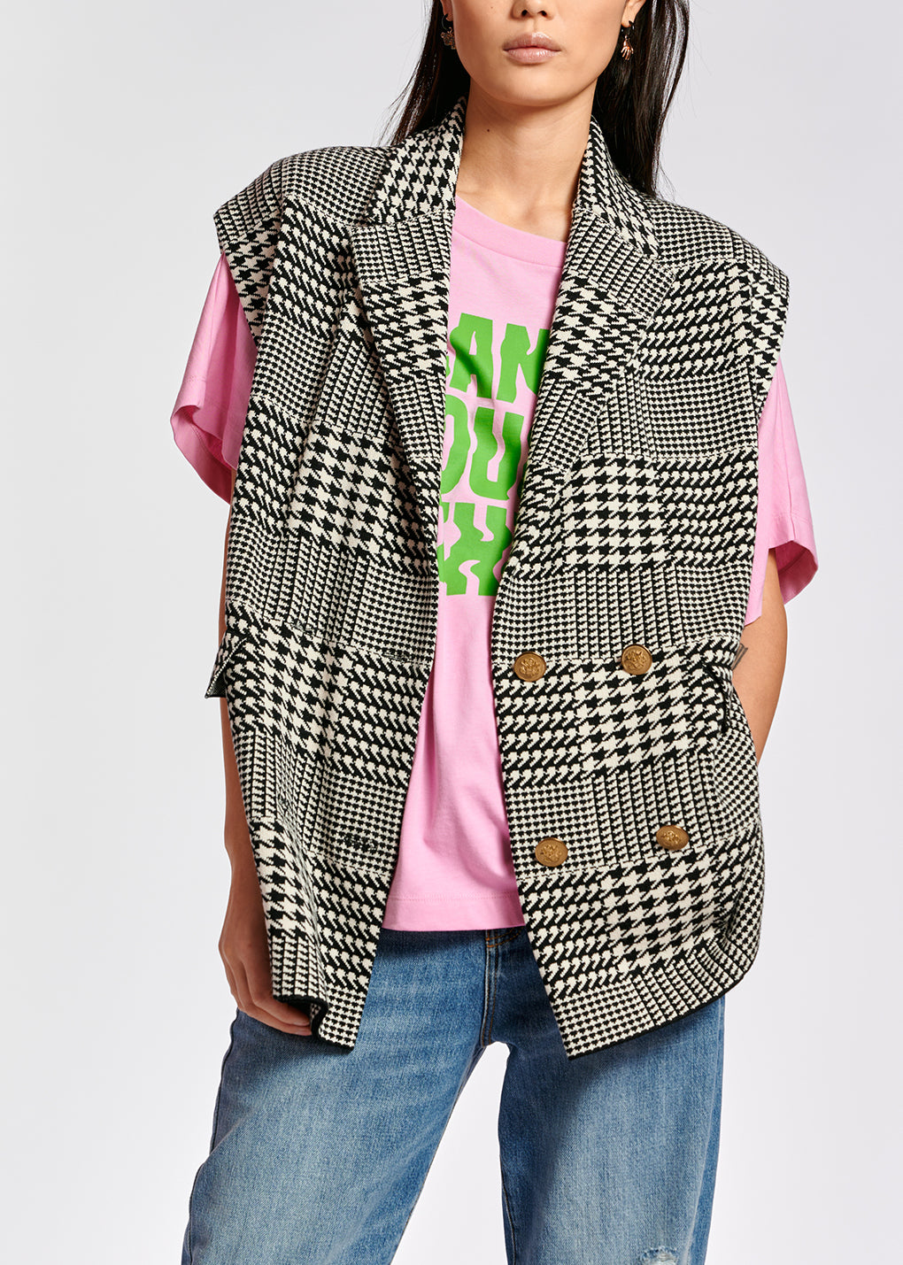 Cardigan sans manches à carreaux noir et blanc RE—SSENTIEL | Essentiel second hand