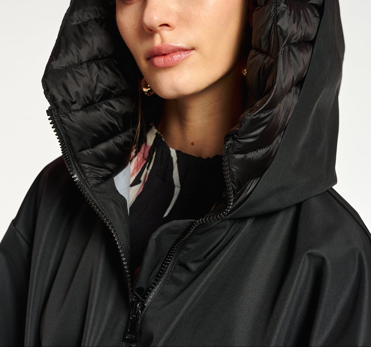 Manteau imperméable noir RE—SSENTIEL | Essentiel second hand