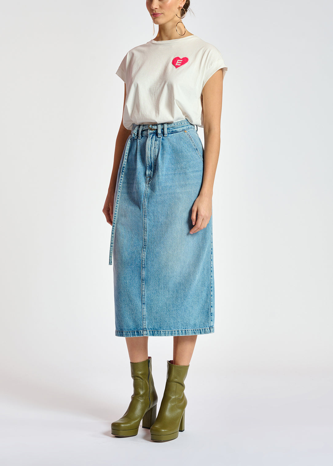 Blue high-waisted denim a-line skirt RE—SSENTIEL | Essentiel second hand