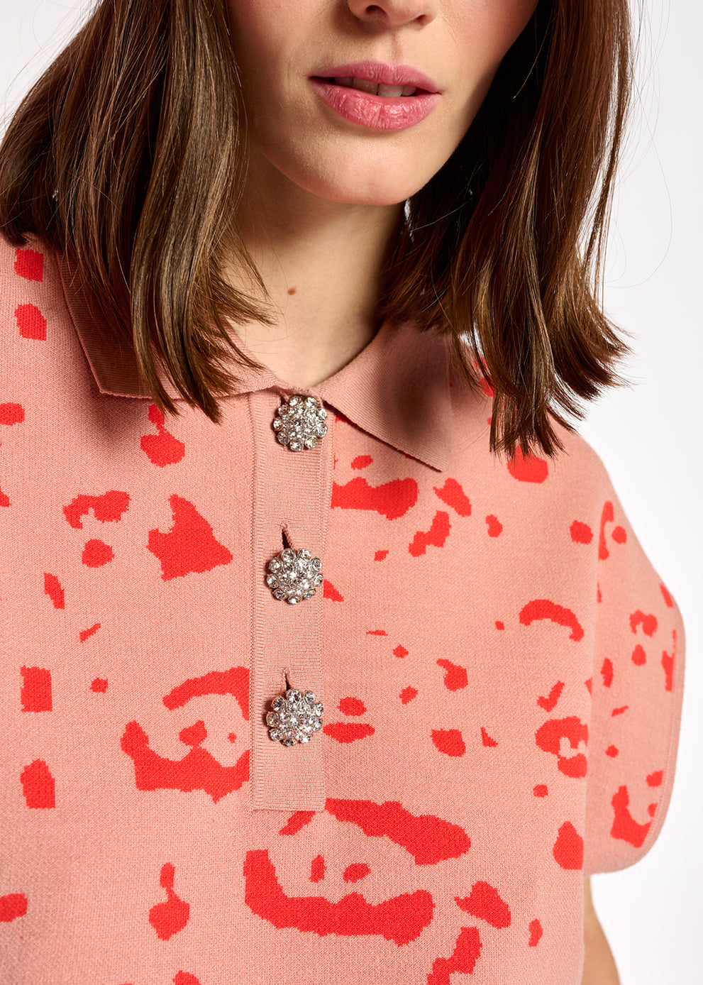 Vintage pink and red knitted polo top with leopard print RE—SSENTIEL | Essentiel second hand