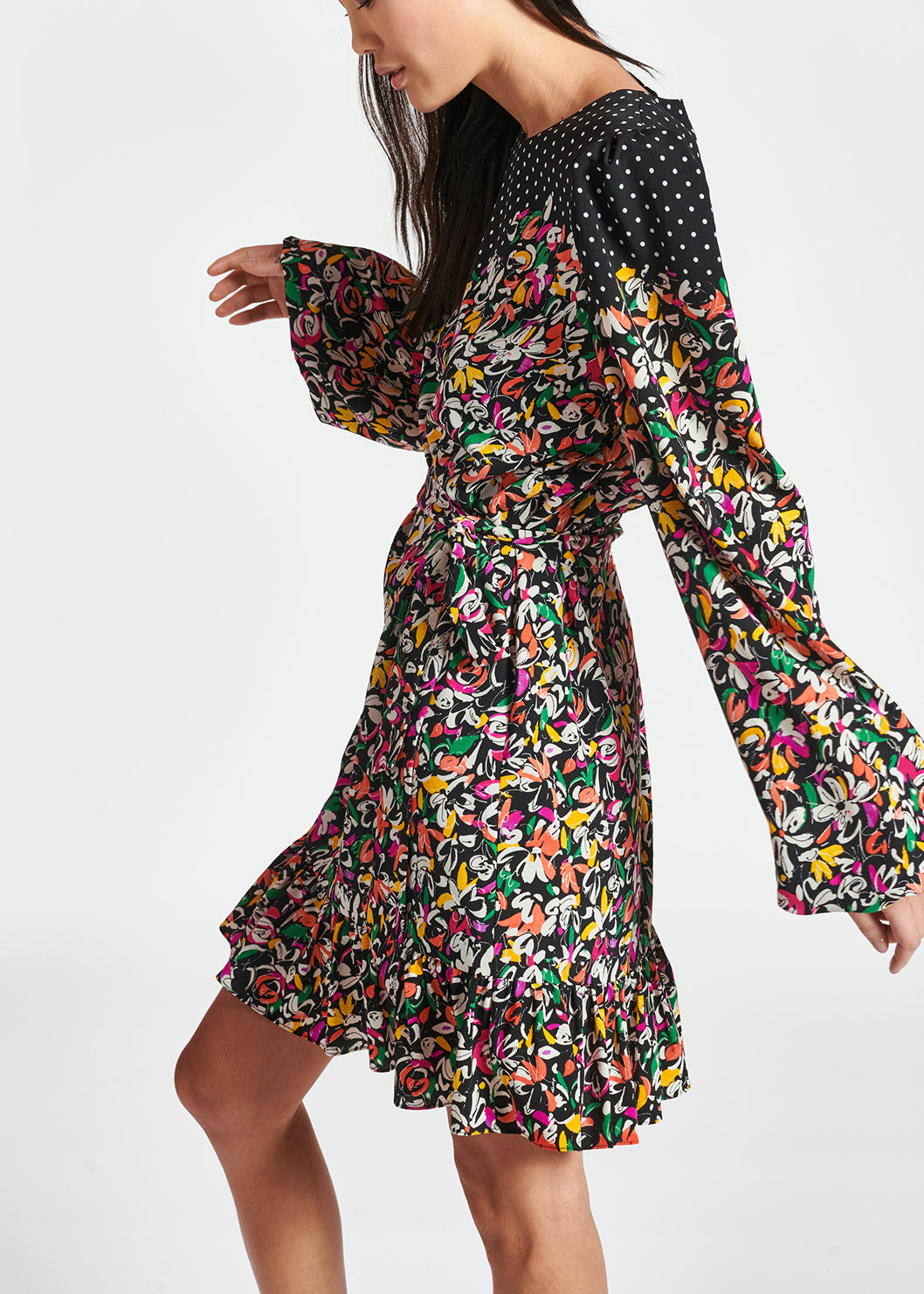 Kleurrijke jurk met bloemen- en stippenprint RE—SSENTIEL | Essentiel second hand