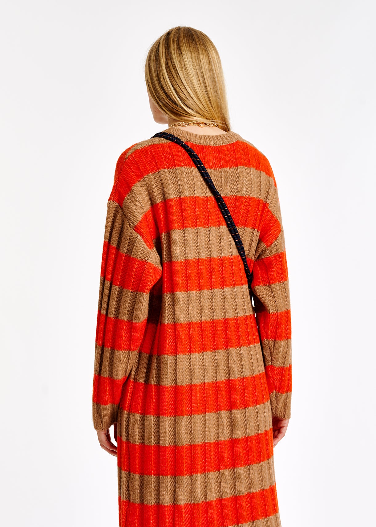 Astripes robe RE—SSENTIEL | Essentiel second hand
