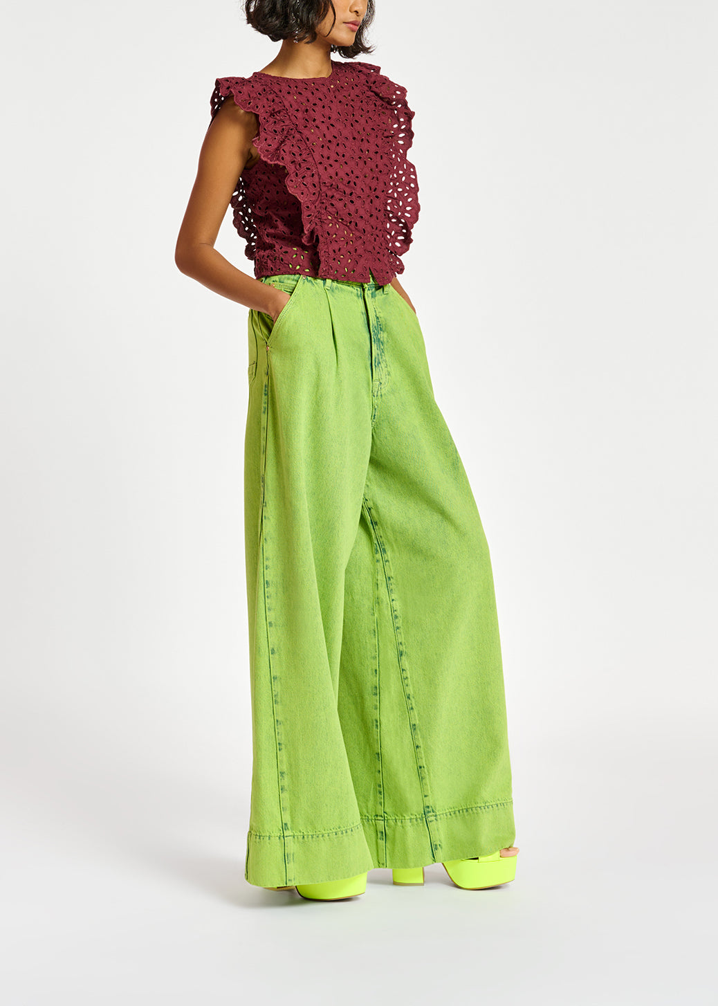 Lime green overdyed wide-leg jeans RE—SSENTIEL | Essentiel second hand