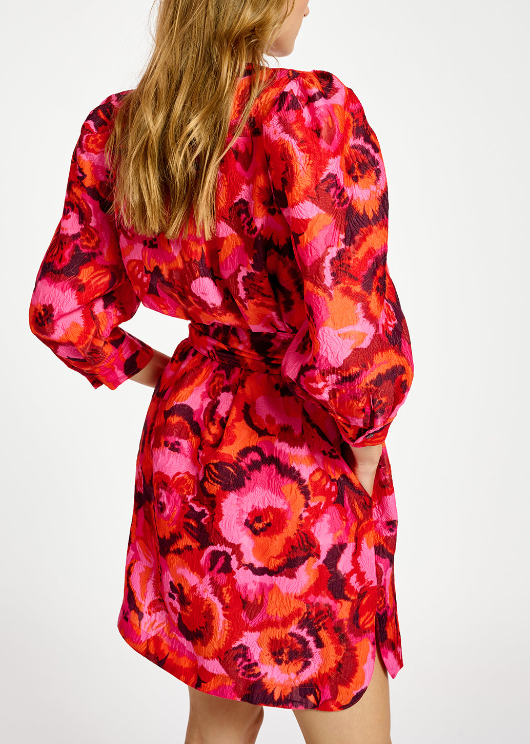 Pink and red jacquard belted mini dress RE—SSENTIEL | Essentiel second hand