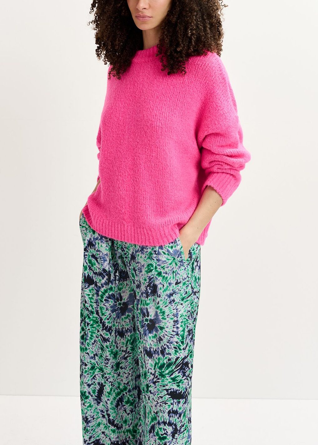Neon pink chunky knit sweater RE—SSENTIEL | Essentiel second hand