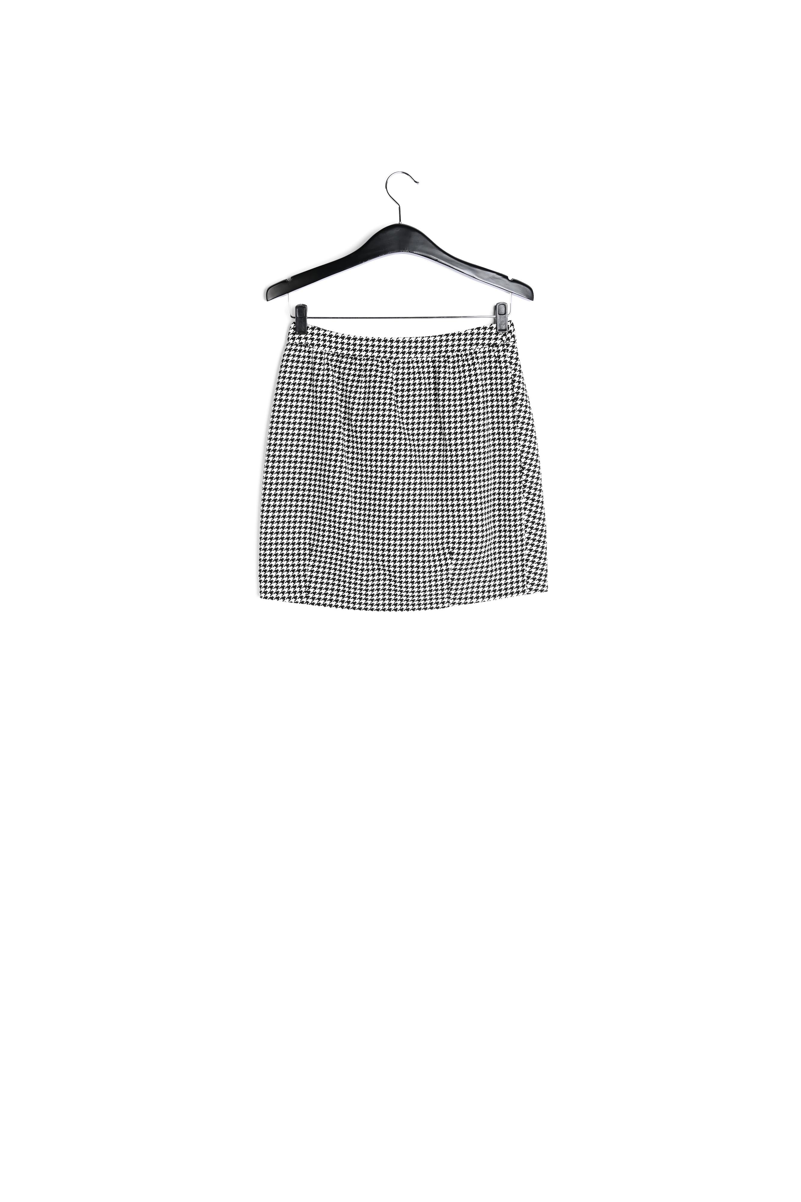 Mini-jupe tulipe noire et blanche RE—SSENTIEL | Essentiel second hand