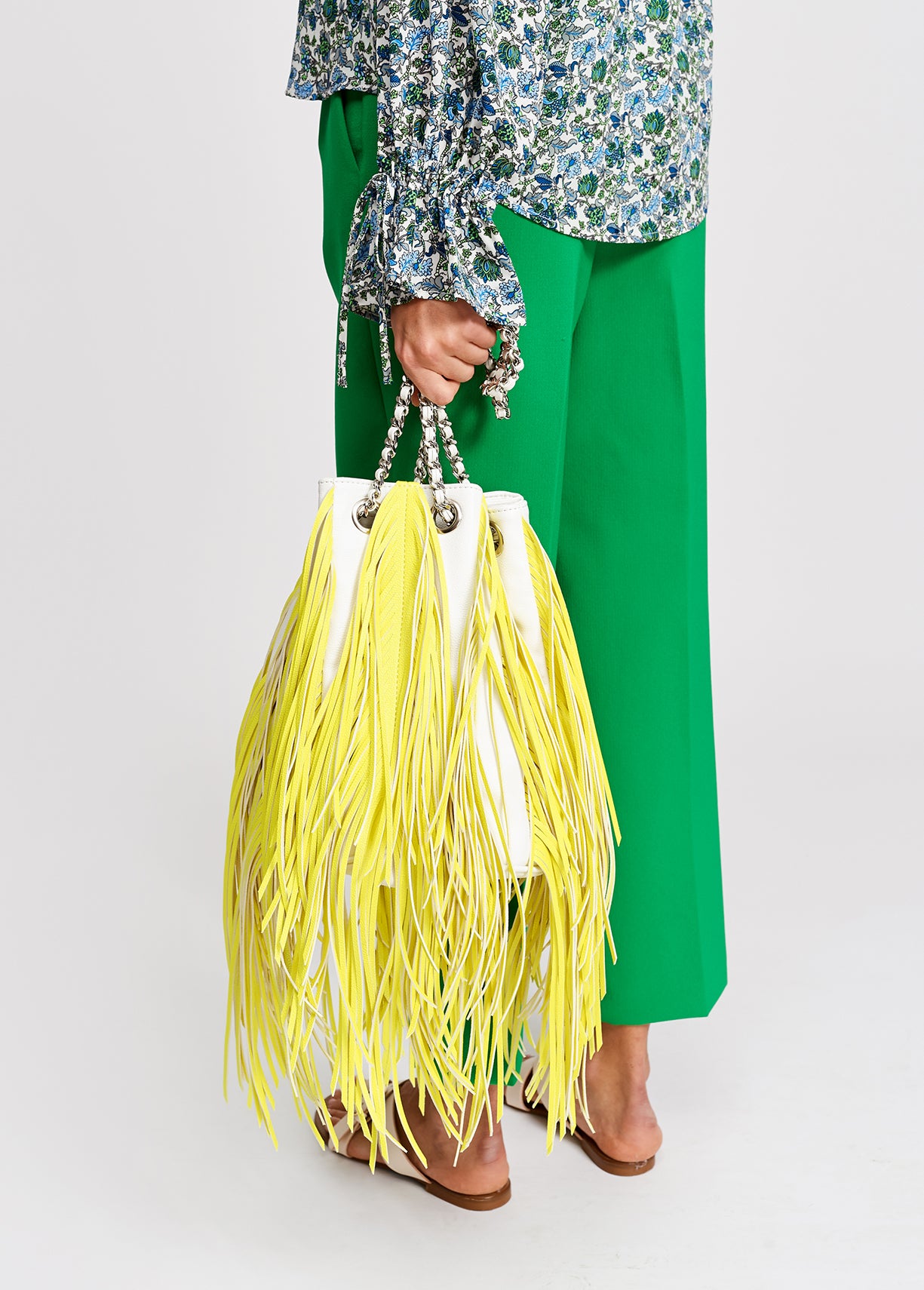 White bucket bag with yellow fringe RE—SSENTIEL | Essentiel second hand