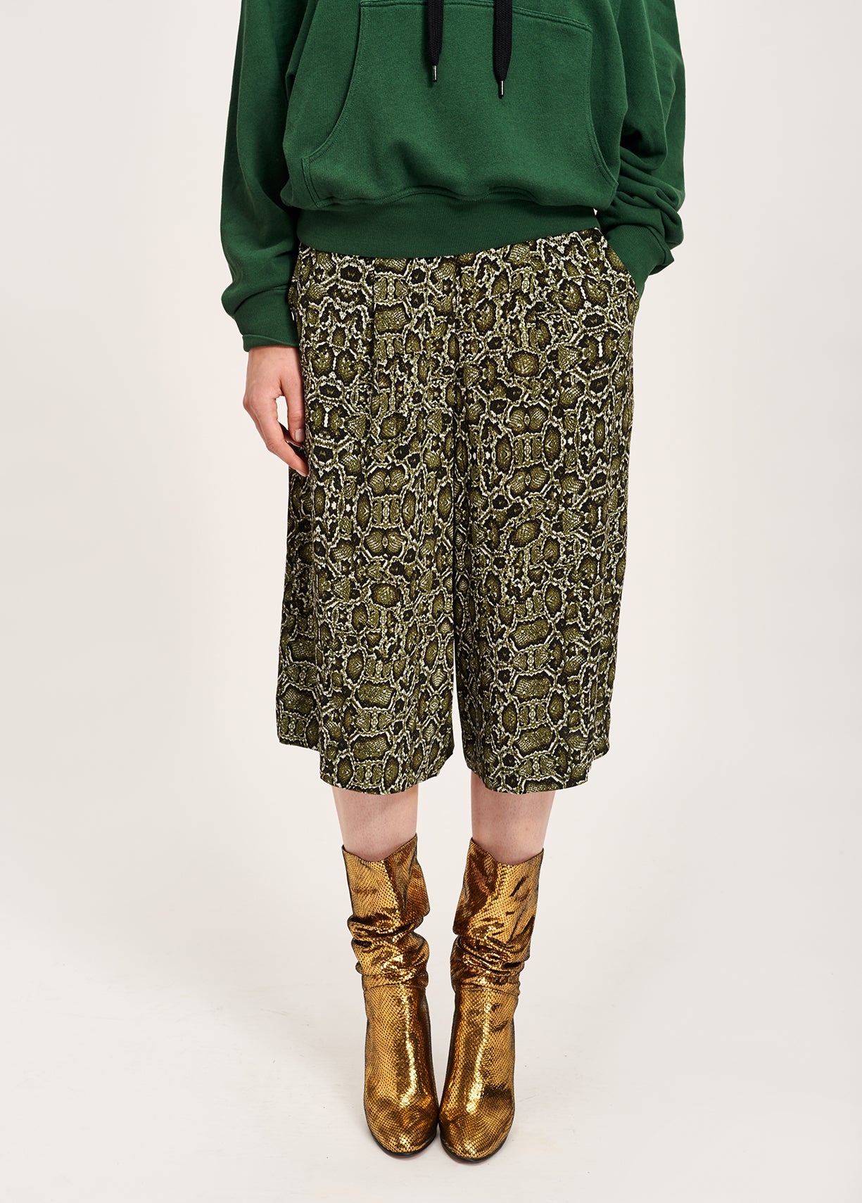 Wide fit shorts RE—SSENTIEL | Essentiel second hand