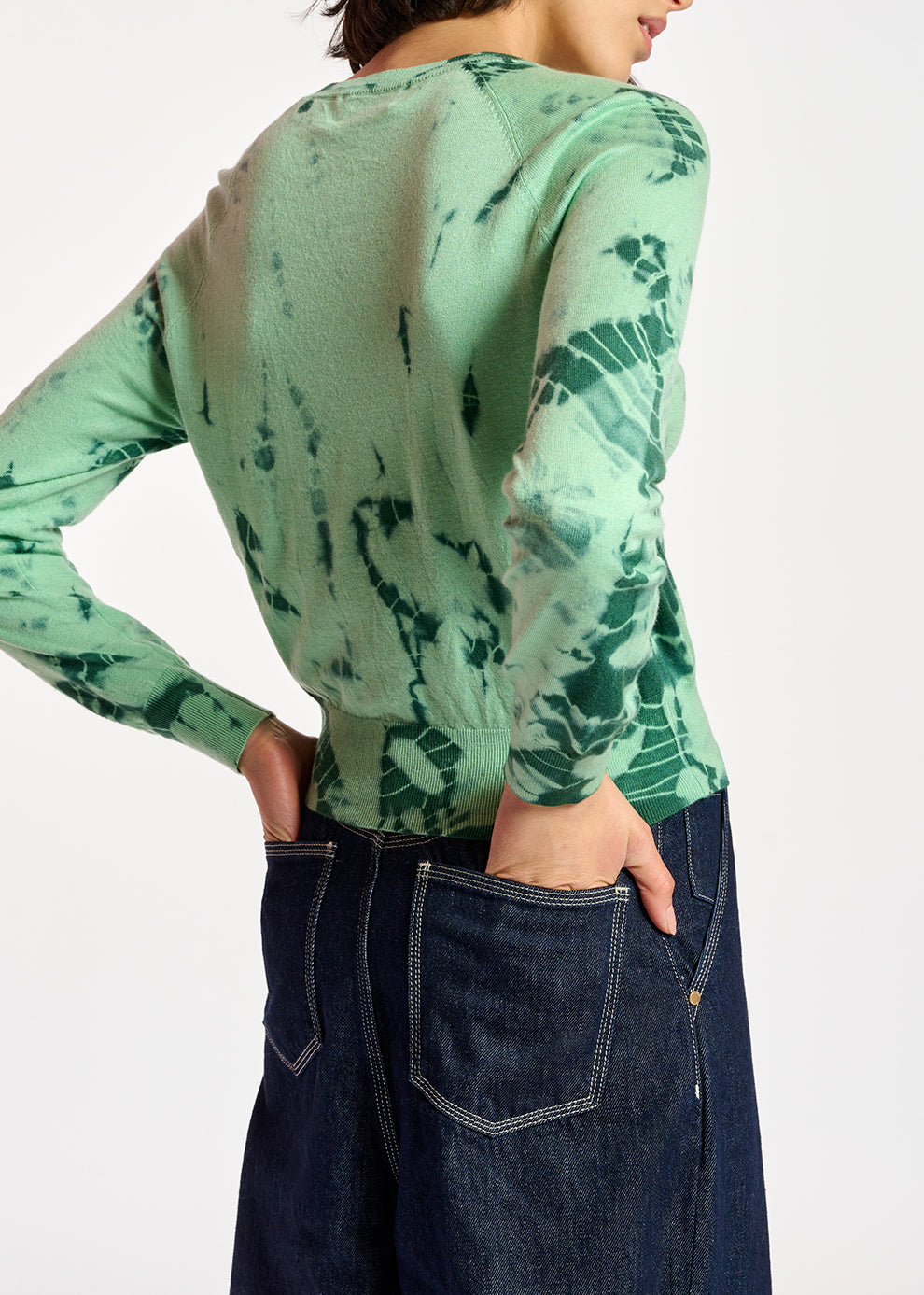 Mint green and dark green tie-dye sweater RE—SSENTIEL | Essentiel second hand