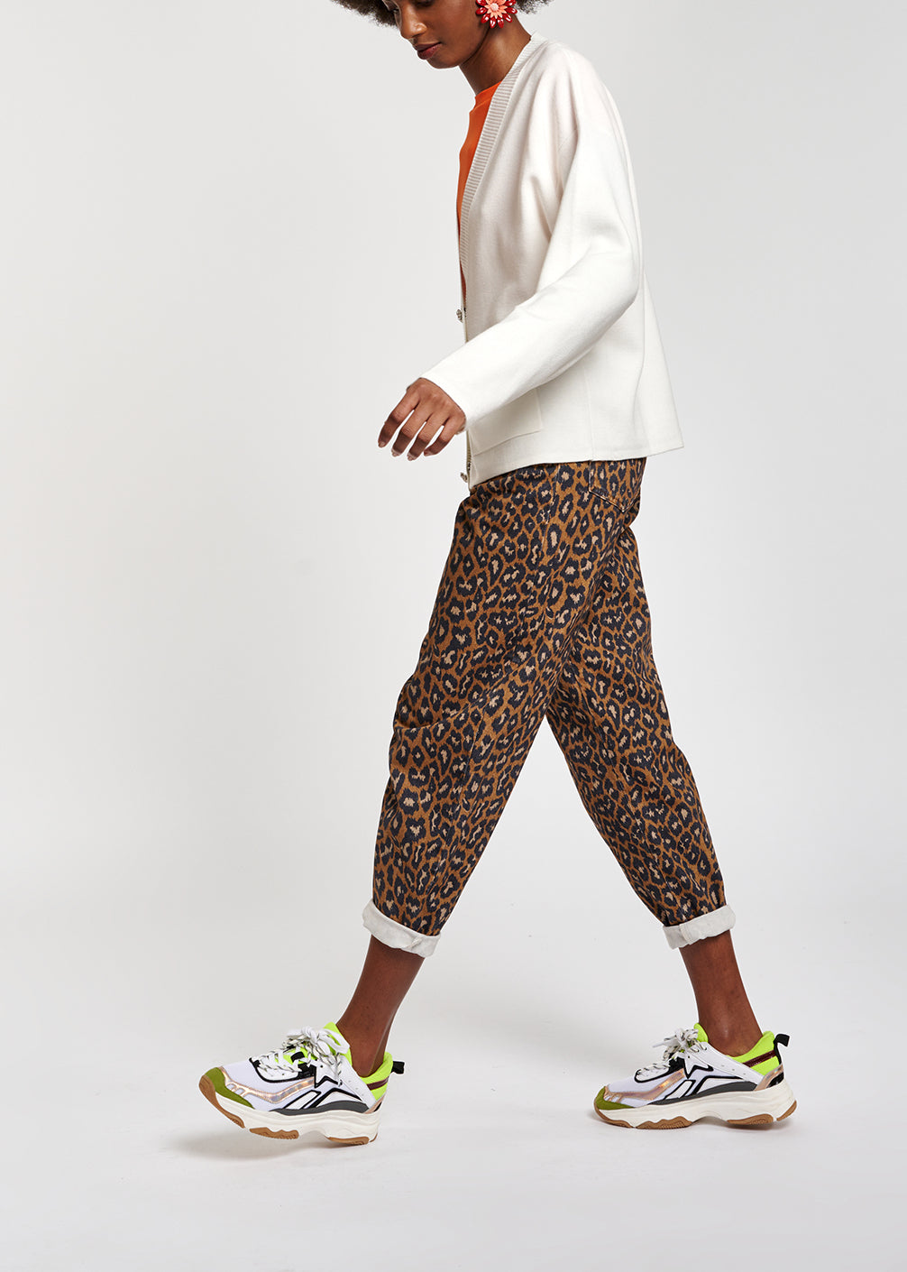 Cardigan blanc cassé avec boutons à strass RE—SSENTIEL | Essentiel second hand