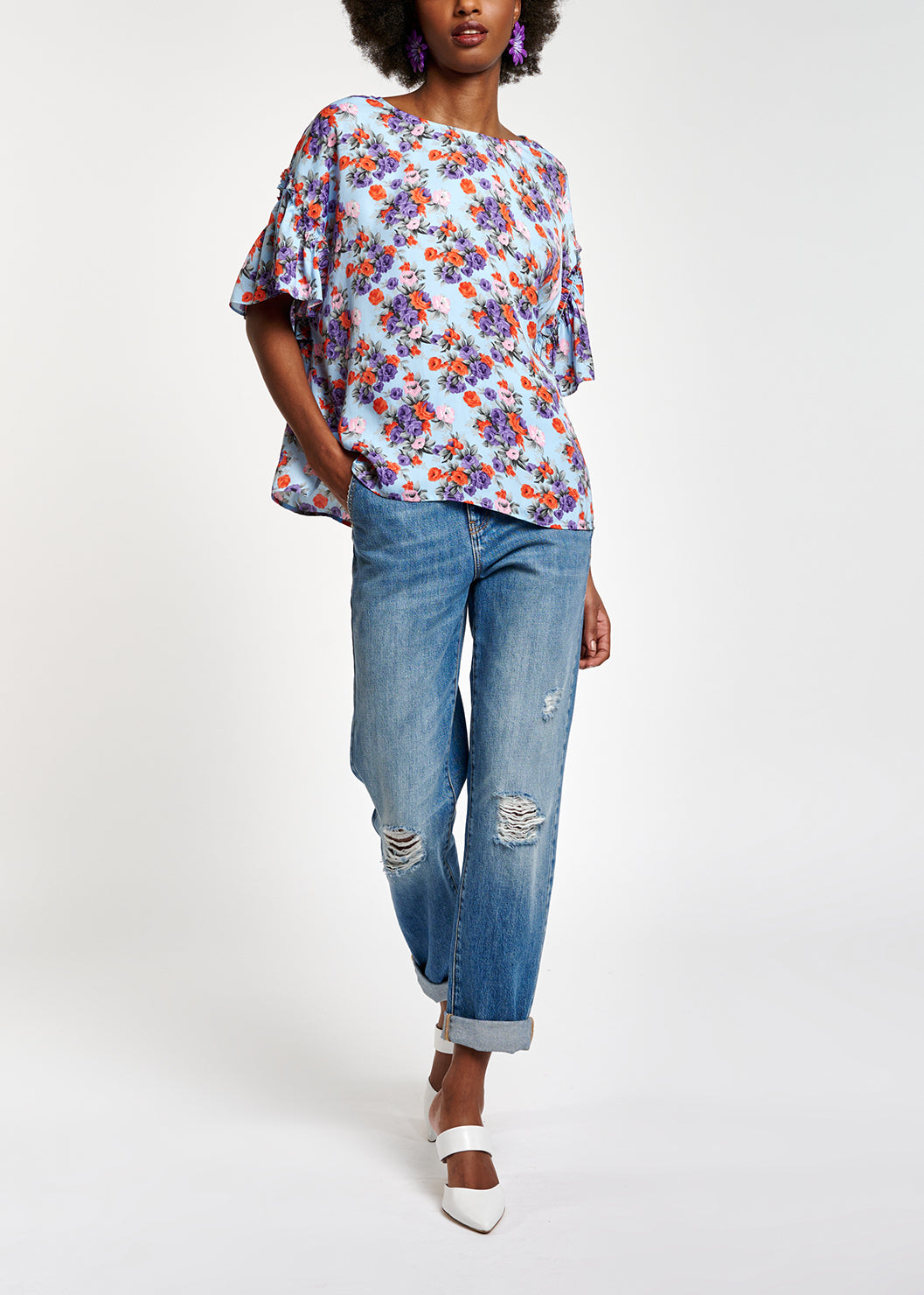 Light blue floral ruffle-sleeved top RE—SSENTIEL | Essentiel second hand