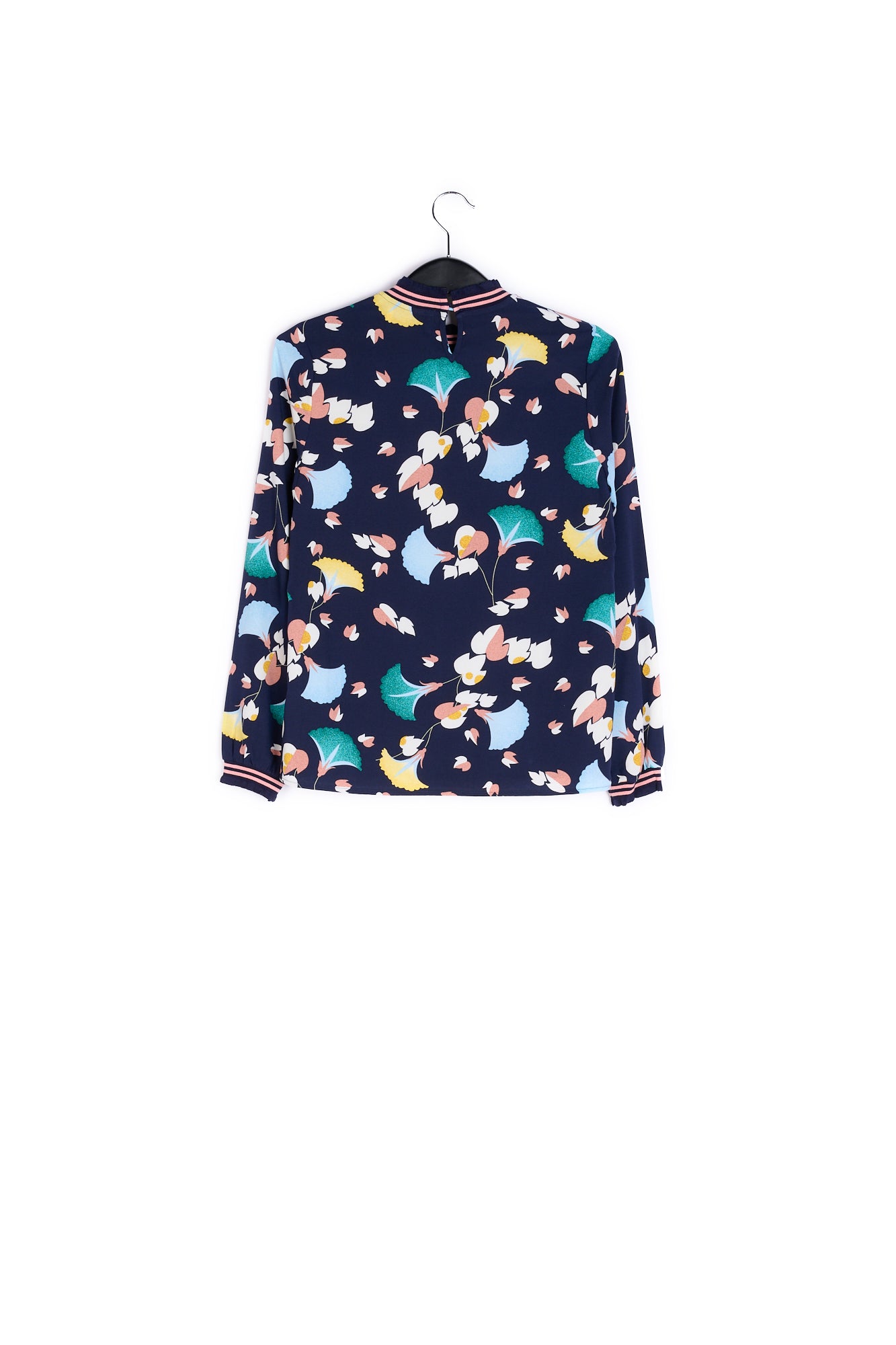 Black shirt with multicolored floral print RE—SSENTIEL | Essentiel second hand