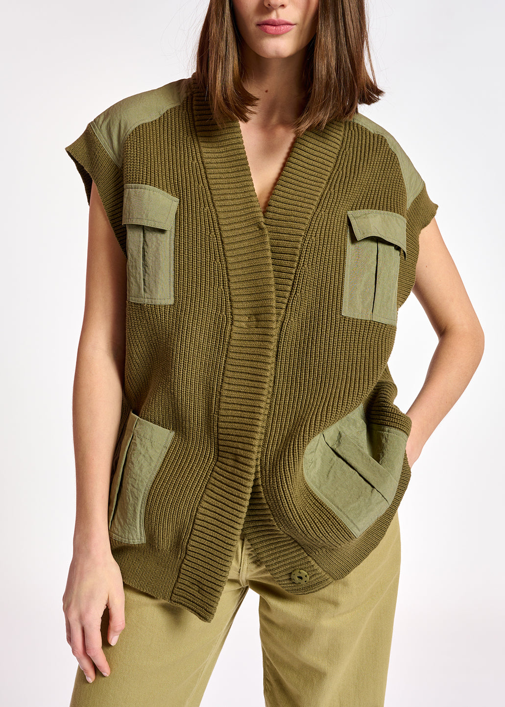 Khaki sleeveless utility-inspired cardigan RE—SSENTIEL | Essentiel second hand