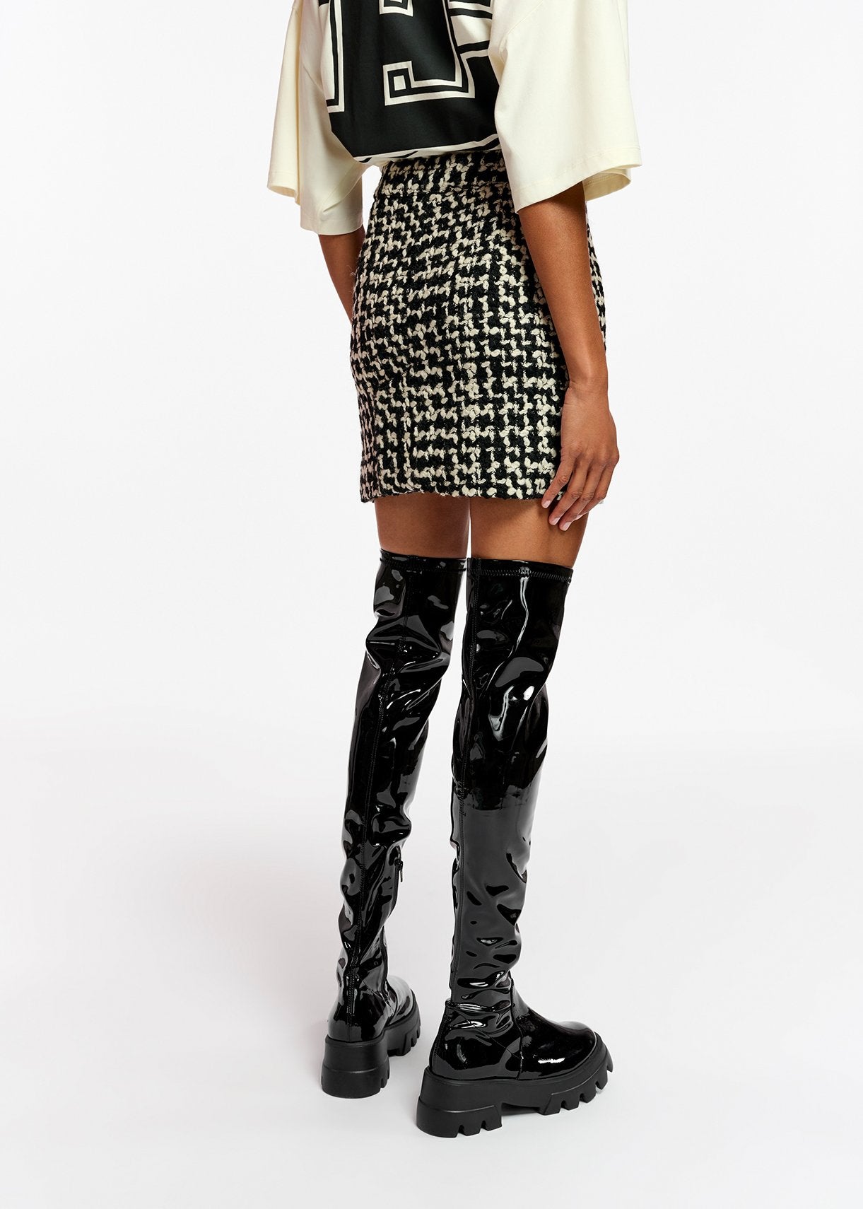 Black and off-white wool-blend tweed mini skirt RE—SSENTIEL | Essentiel second hand