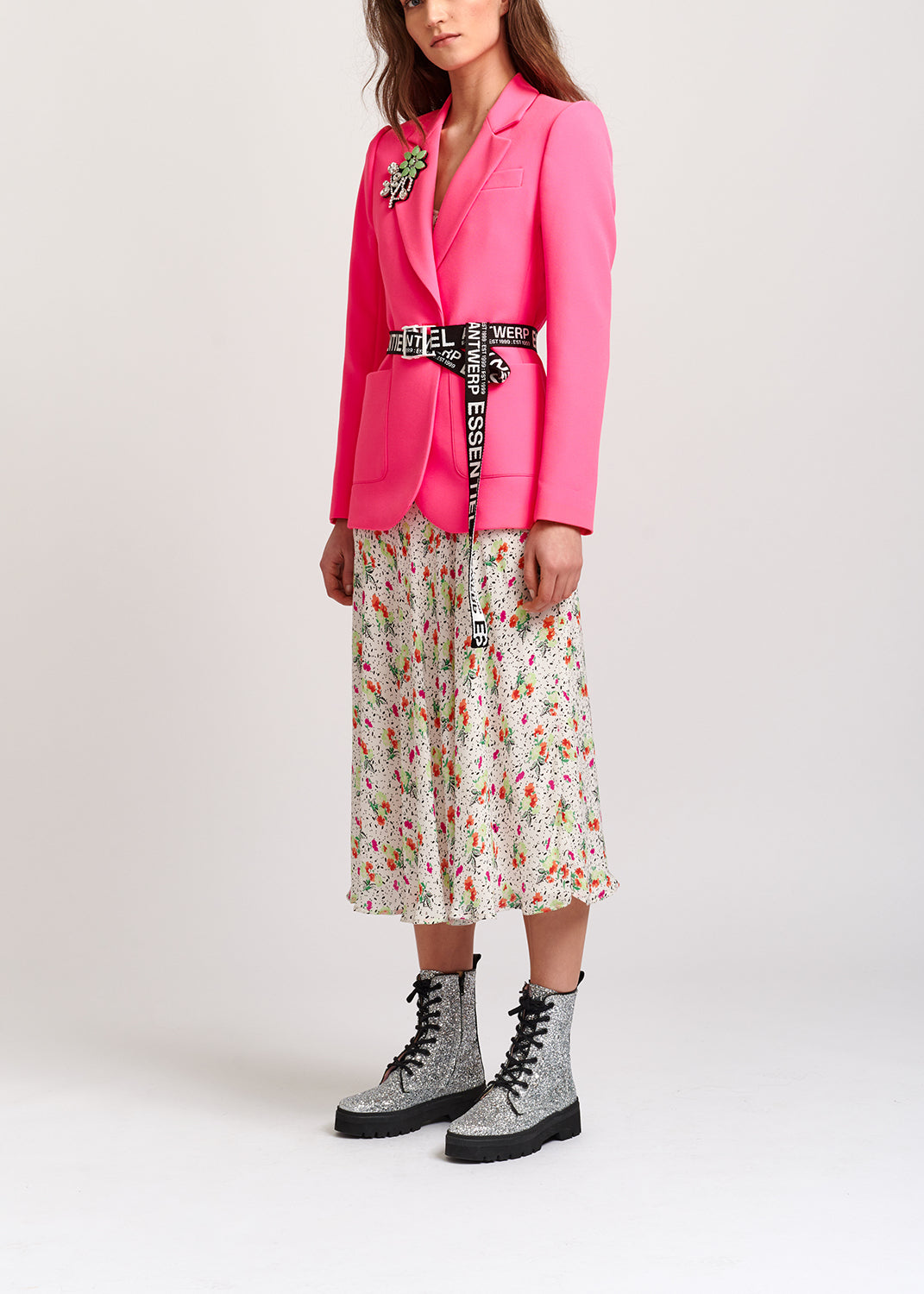 Neon pink tailored blazer RE—SSENTIEL | Essentiel second hand