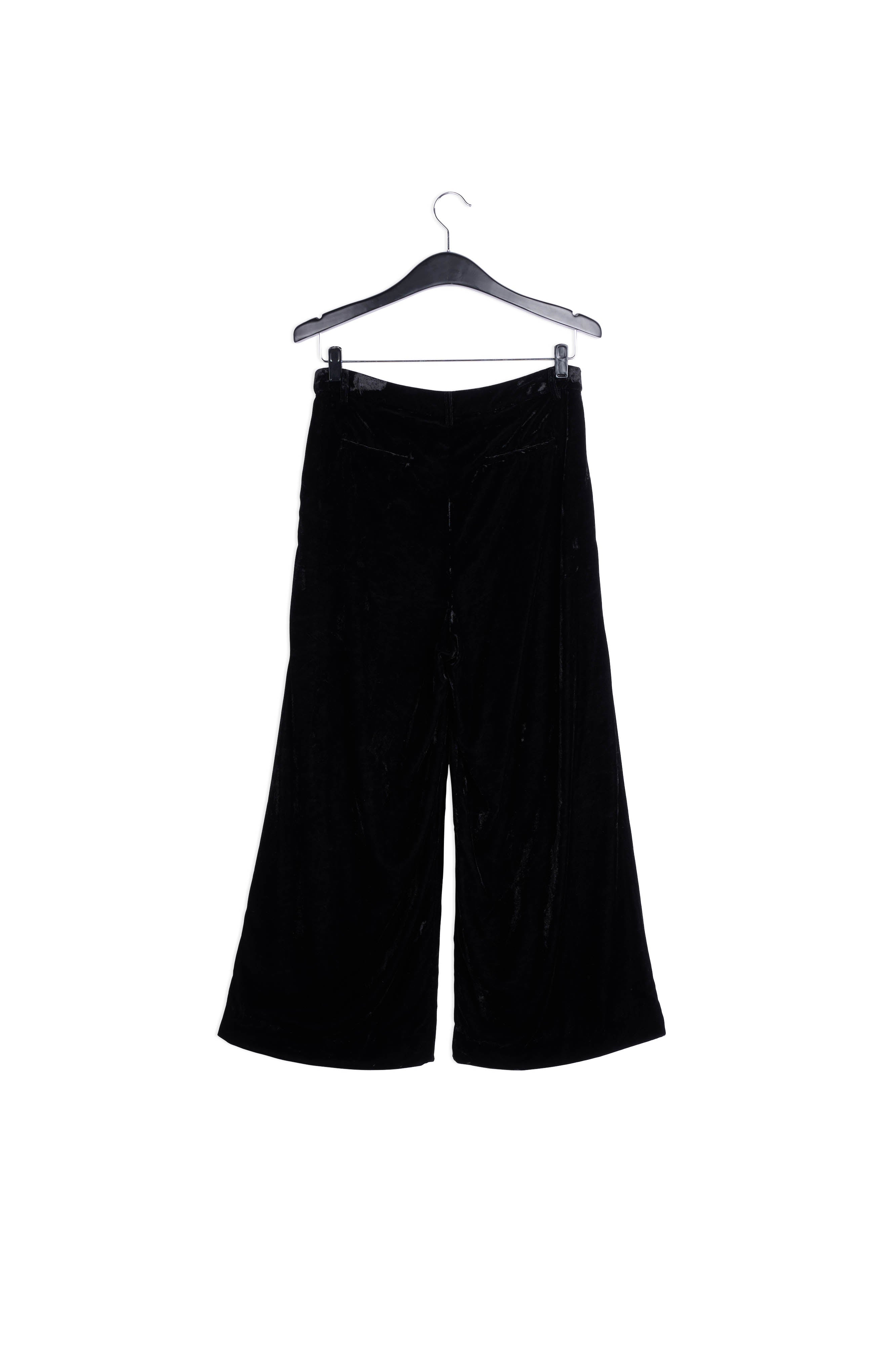 Pantalon Noire RE—SSENTIEL | Essentiel second hand