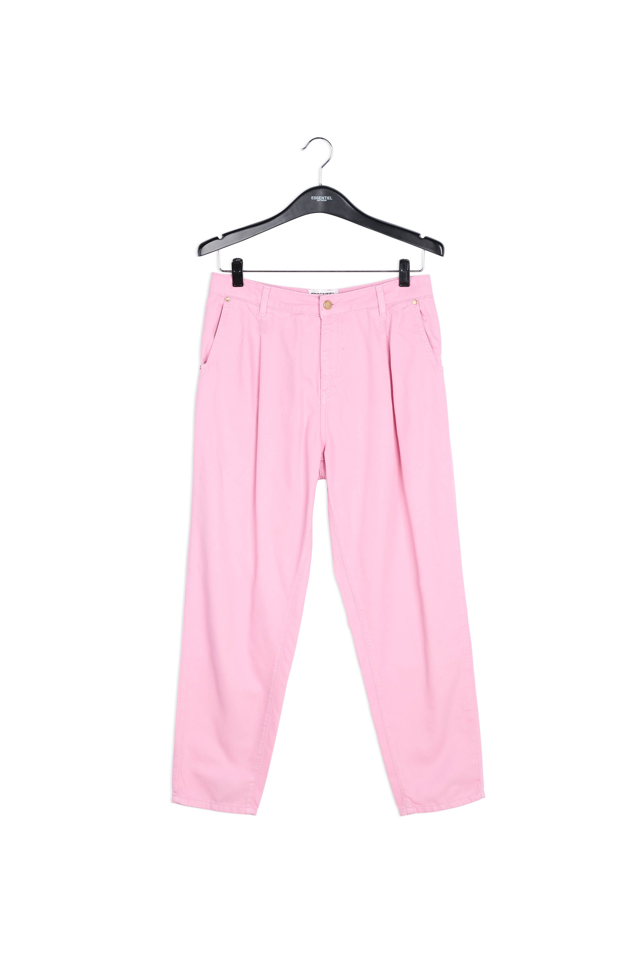 Jean rose clair à coupe ample RE—SSENTIEL | Essentiel second hand