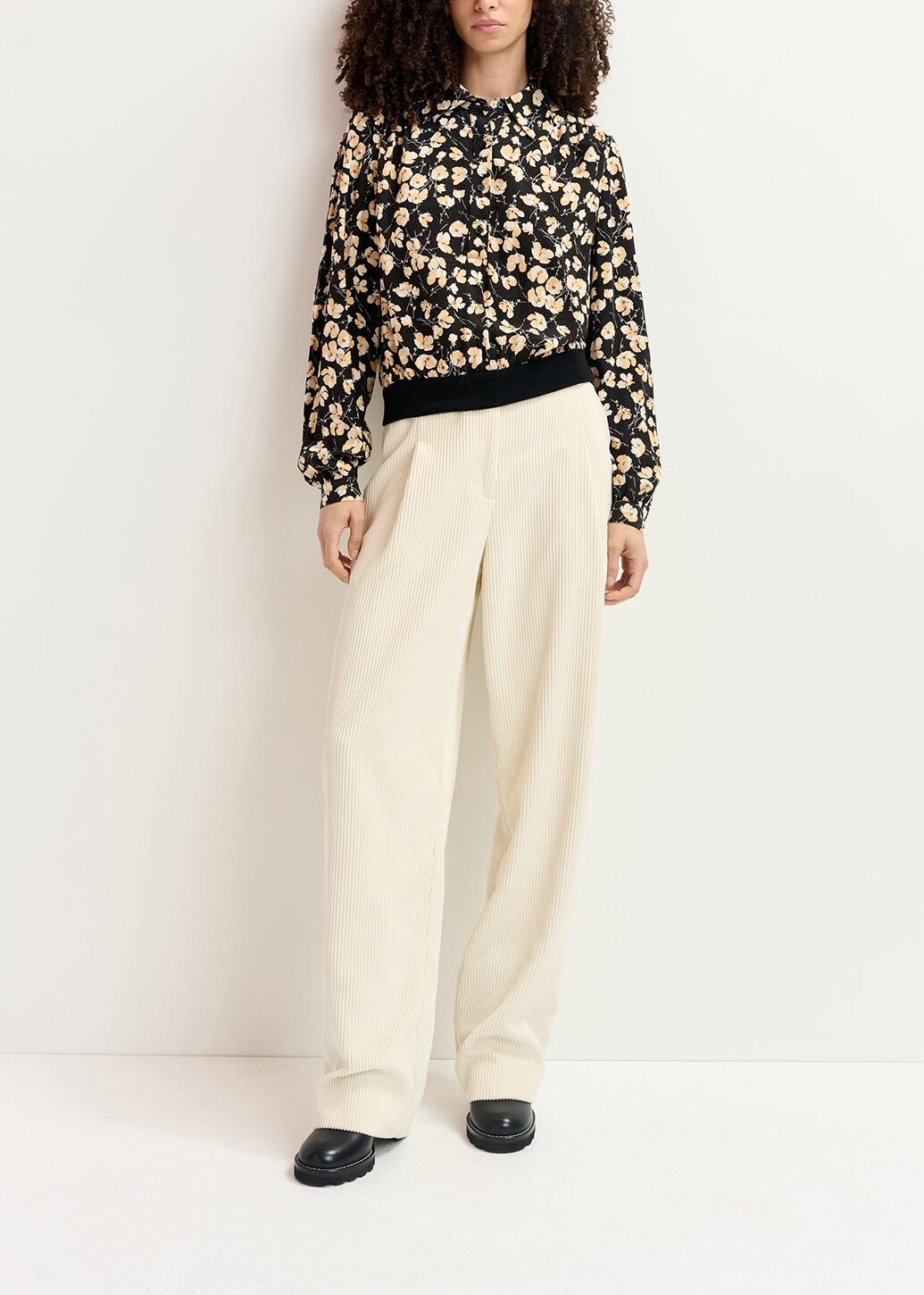 Black floral-print polo top RE—SSENTIEL | Essentiel second hand