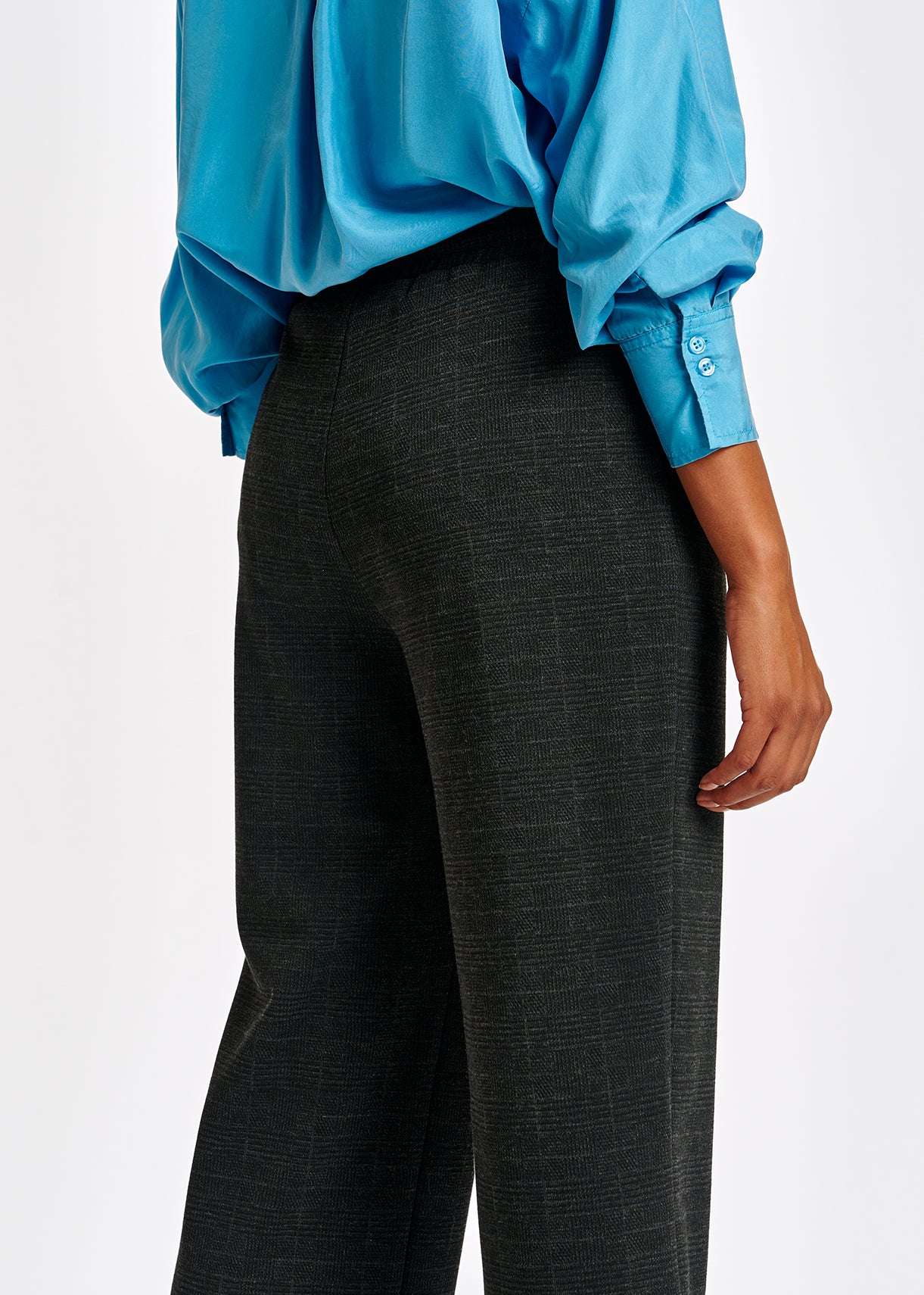 Grey check loose-fit straight-leg pants RE—SSENTIEL | Essentiel second hand