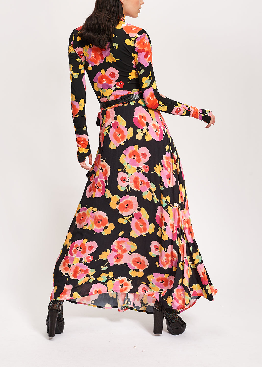 Black turtleneck top with floral-print RE—SSENTIEL | Essentiel second hand