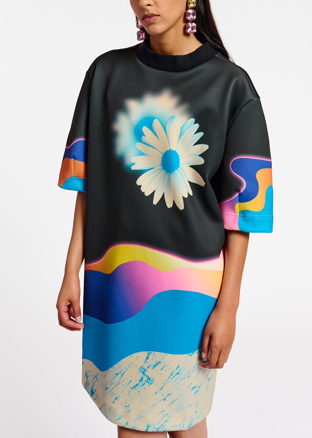 Black knee-length dress with multicolor print RE—SSENTIEL | Essentiel second hand