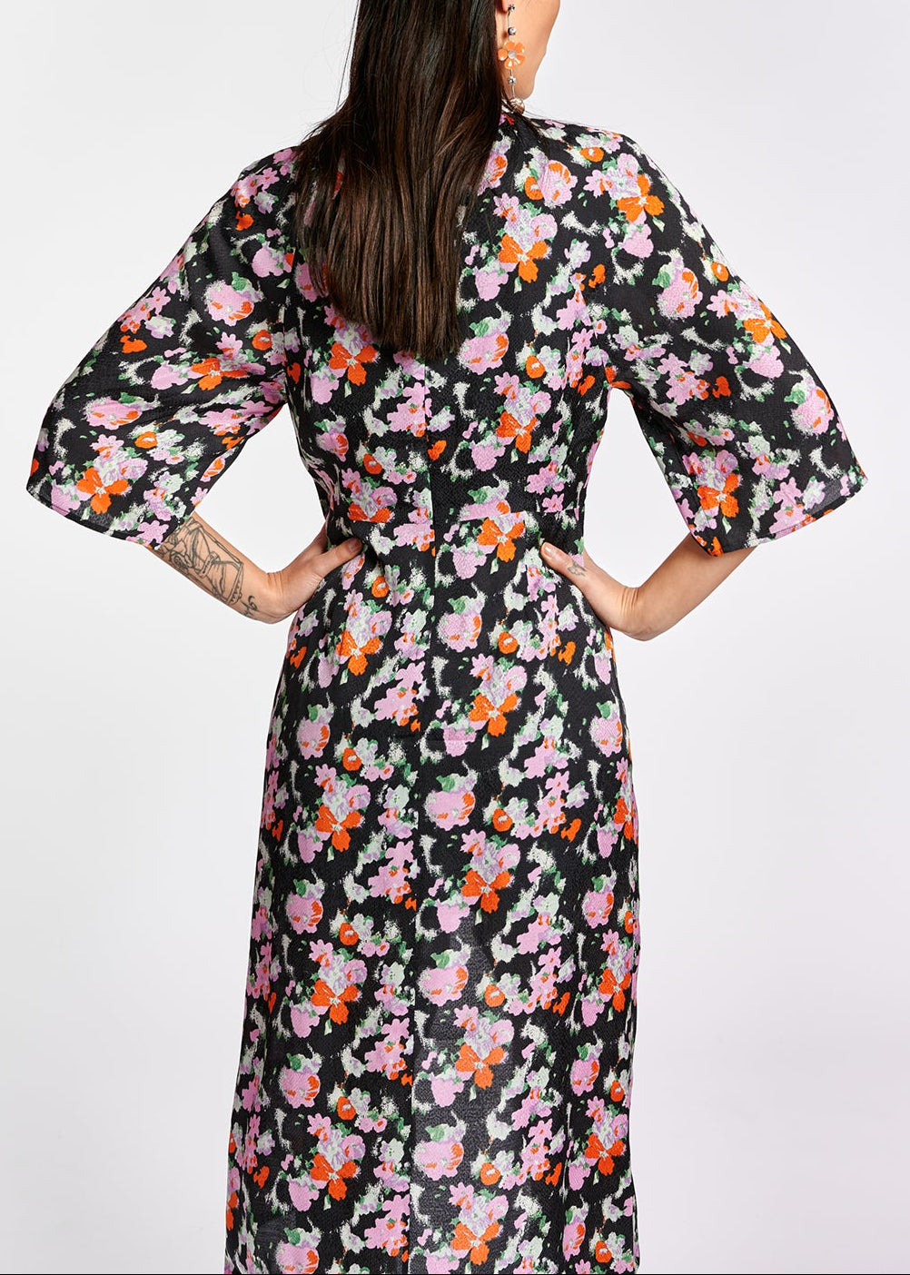 Robe midi bleu foncé à  fleurs RE—SSENTIEL | Essentiel second hand