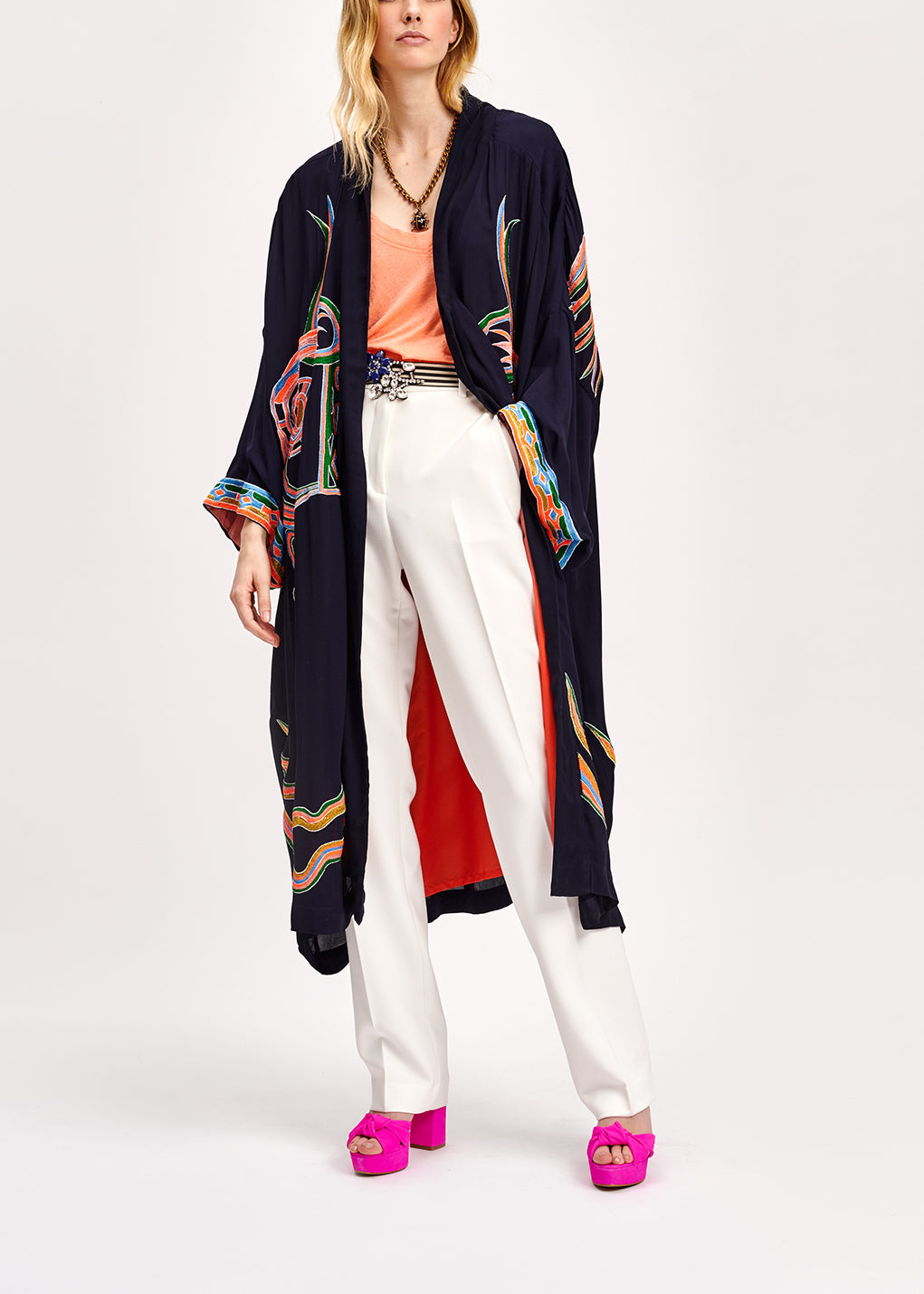 Pantalon blanc cassé aux jambes droites RE—SSENTIEL | Essentiel second hand