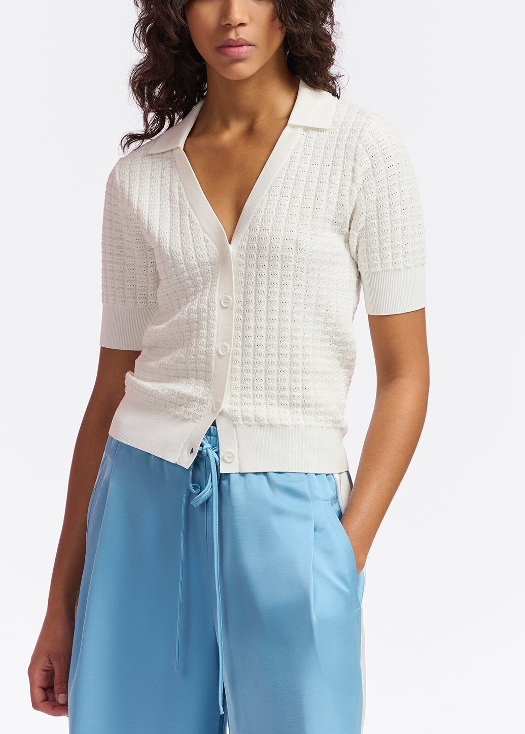 Off-white knitted V-neck top RE—SSENTIEL | Essentiel second hand