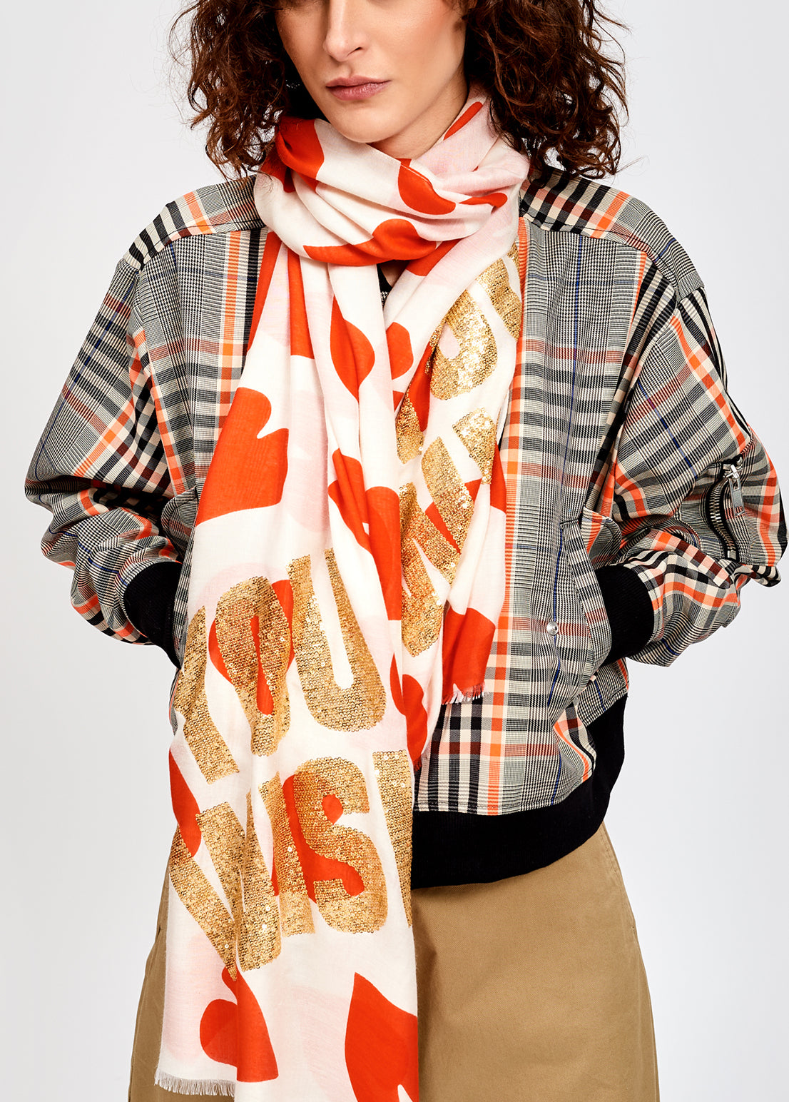 Off-white sequin-embroidered scarf RE—SSENTIEL | Essentiel second hand