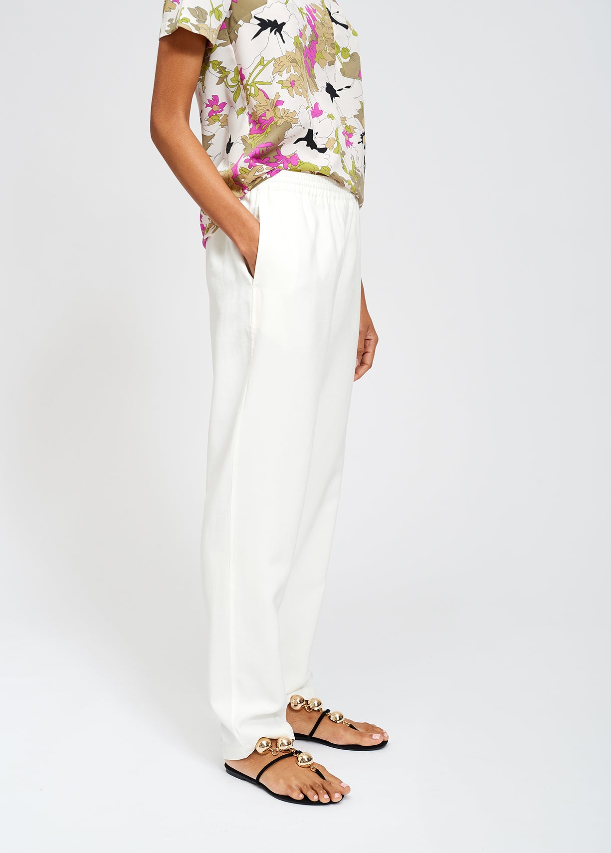 Sisland pantalons RE—SSENTIEL | Essentiel second hand