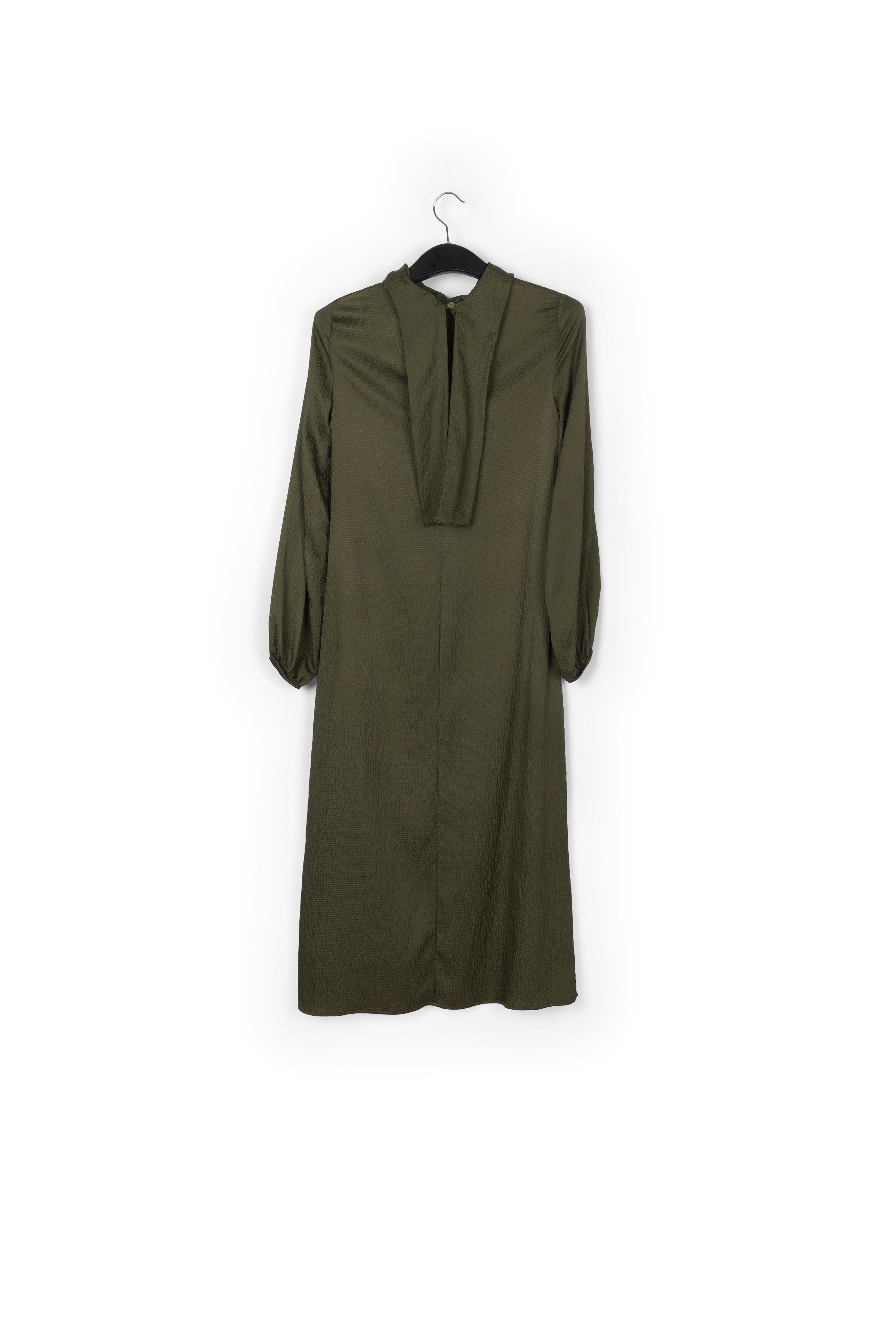 Robe mi-longue kaki avec nœud RE—SSENTIEL | Essentiel second hand