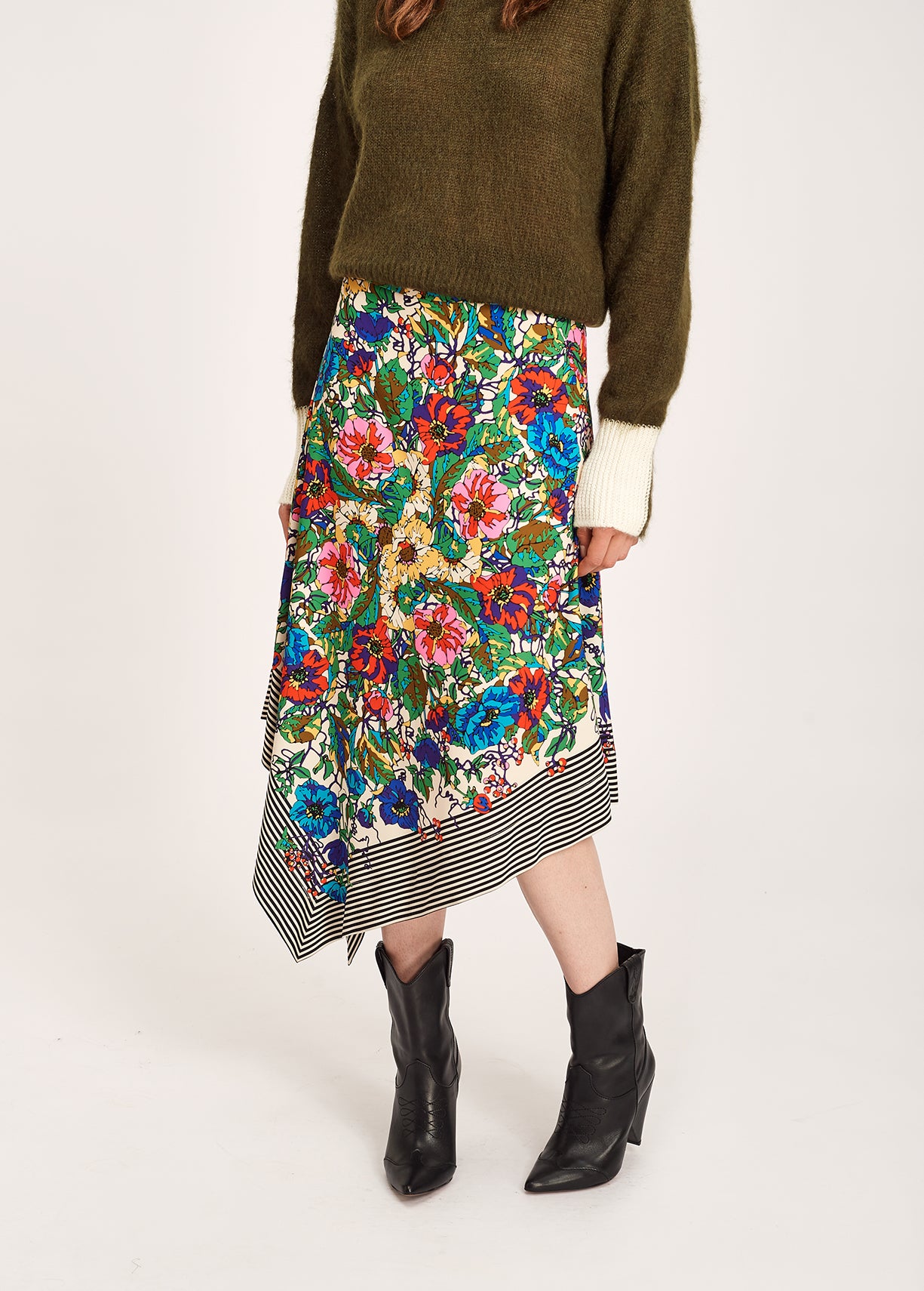 Asymetric skirt RE—SSENTIEL | Essentiel second hand