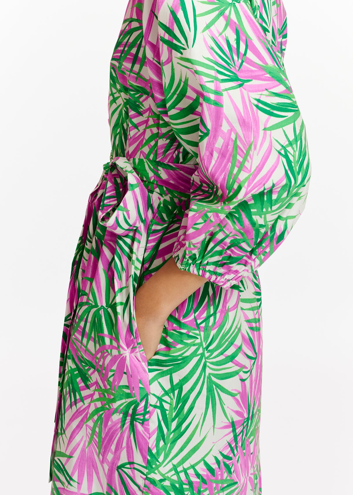 Robe chemise à imprimé feuilles de palmier blanc, violet et vert RE—SSENTIEL | Essentiel second hand